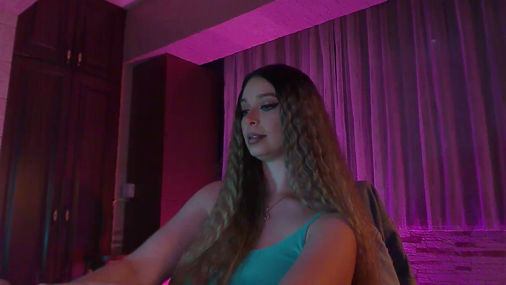 Gallery image thumbnail from No_bo_dy's myfreecams stream on, 05/24/2024, 01:42 image 1 of 20