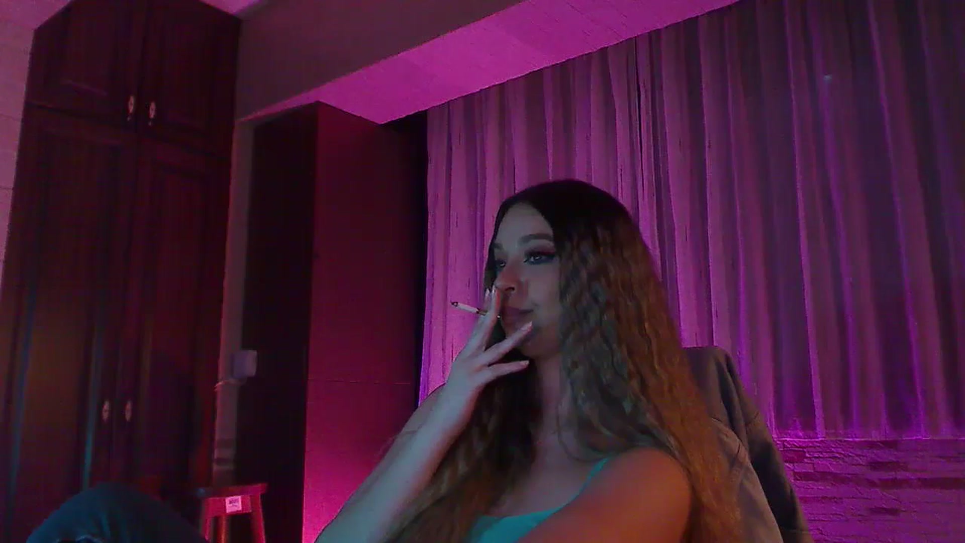 Gallery image thumbnail from No_bo_dy's myfreecams stream on, 05/24/2024, 01:42 image 15 of 20