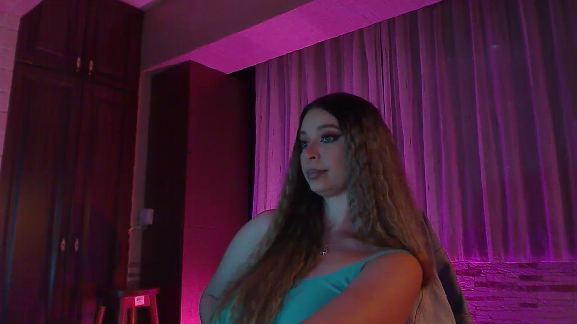 Gallery image thumbnail from No_bo_dy's myfreecams stream on, 05/24/2024, 01:42 image 5 of 20