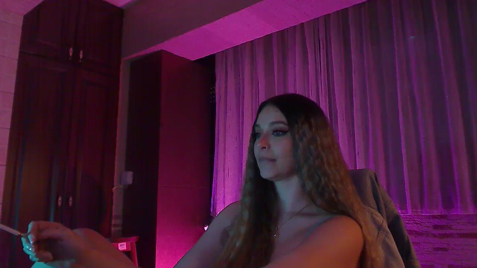 Gallery image thumbnail from No_bo_dy's myfreecams stream on, 05/24/2024, 04:06 image 5 of 20