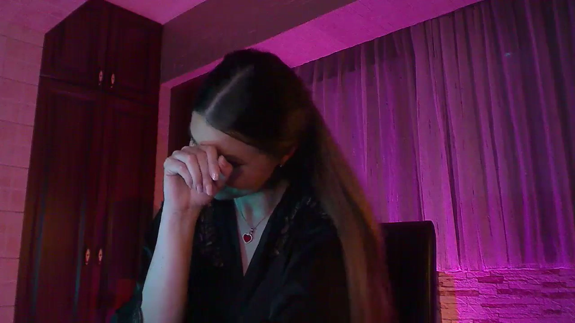Gallery image thumbnail from No_bo_dy's myfreecams stream on, 06/10/2024, 02:27 image 9 of 20