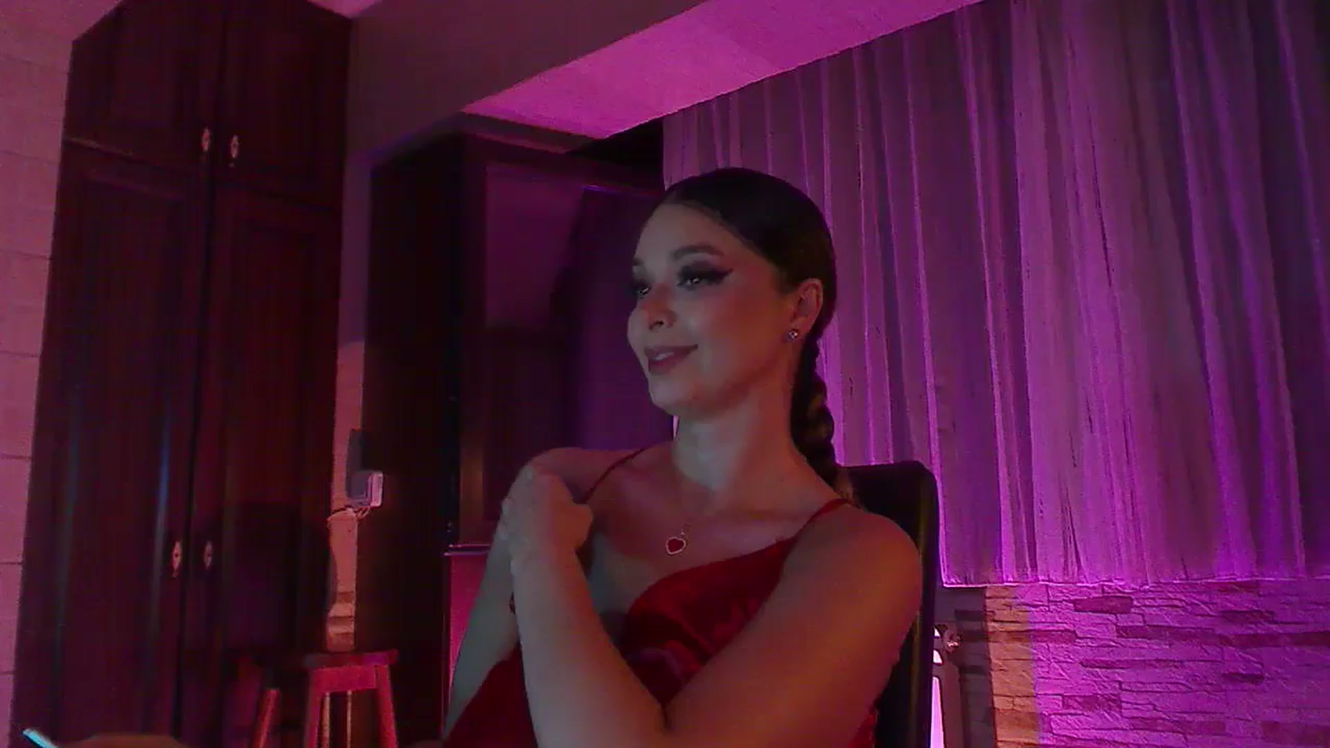 Gallery image thumbnail from No_bo_dy's myfreecams stream on, 07/09/2024, 24:57 image 1 of 20