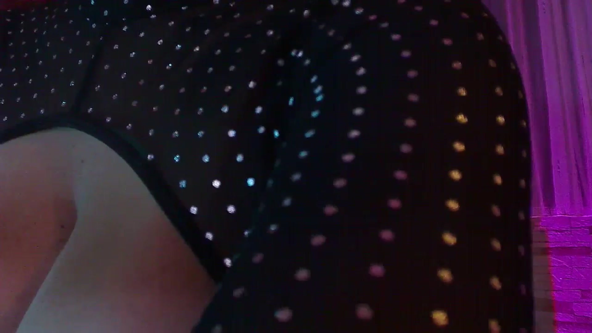 Gallery image thumbnail from No_bo_dy's myfreecams stream on, 07/17/2024, 02:21 image 9 of 20