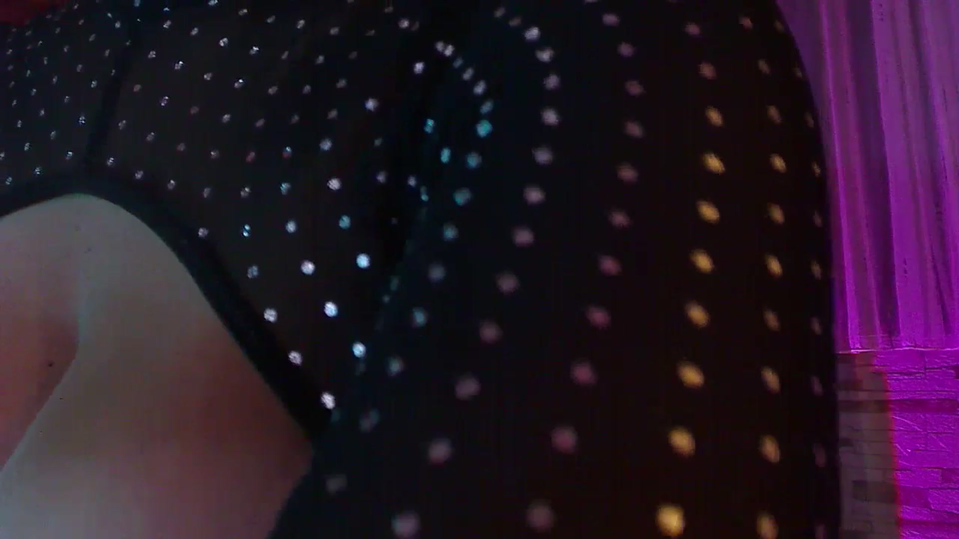 Gallery image thumbnail from No_bo_dy's myfreecams stream on, 07/17/2024, 02:21 image 16 of 20
