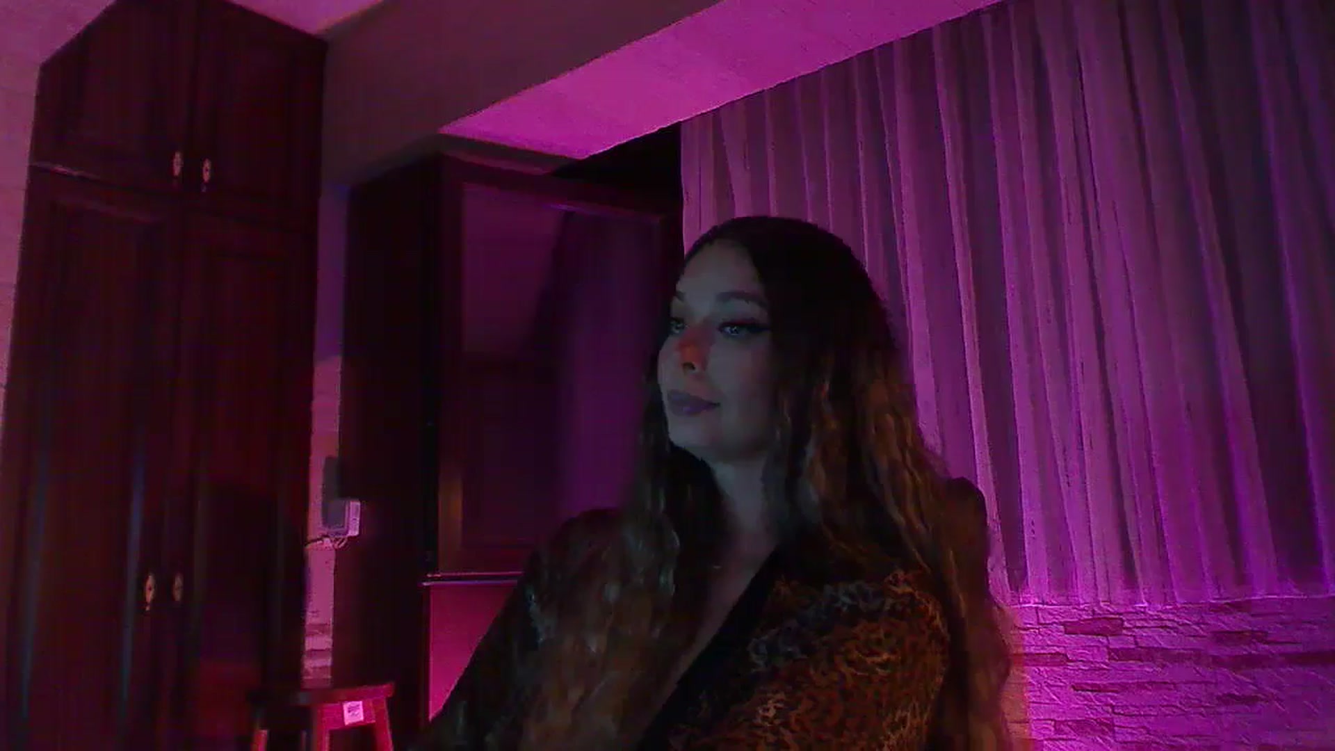 Gallery image thumbnail from No_bo_dy's myfreecams stream on, 09/02/2024, 01:04 image 12 of 20