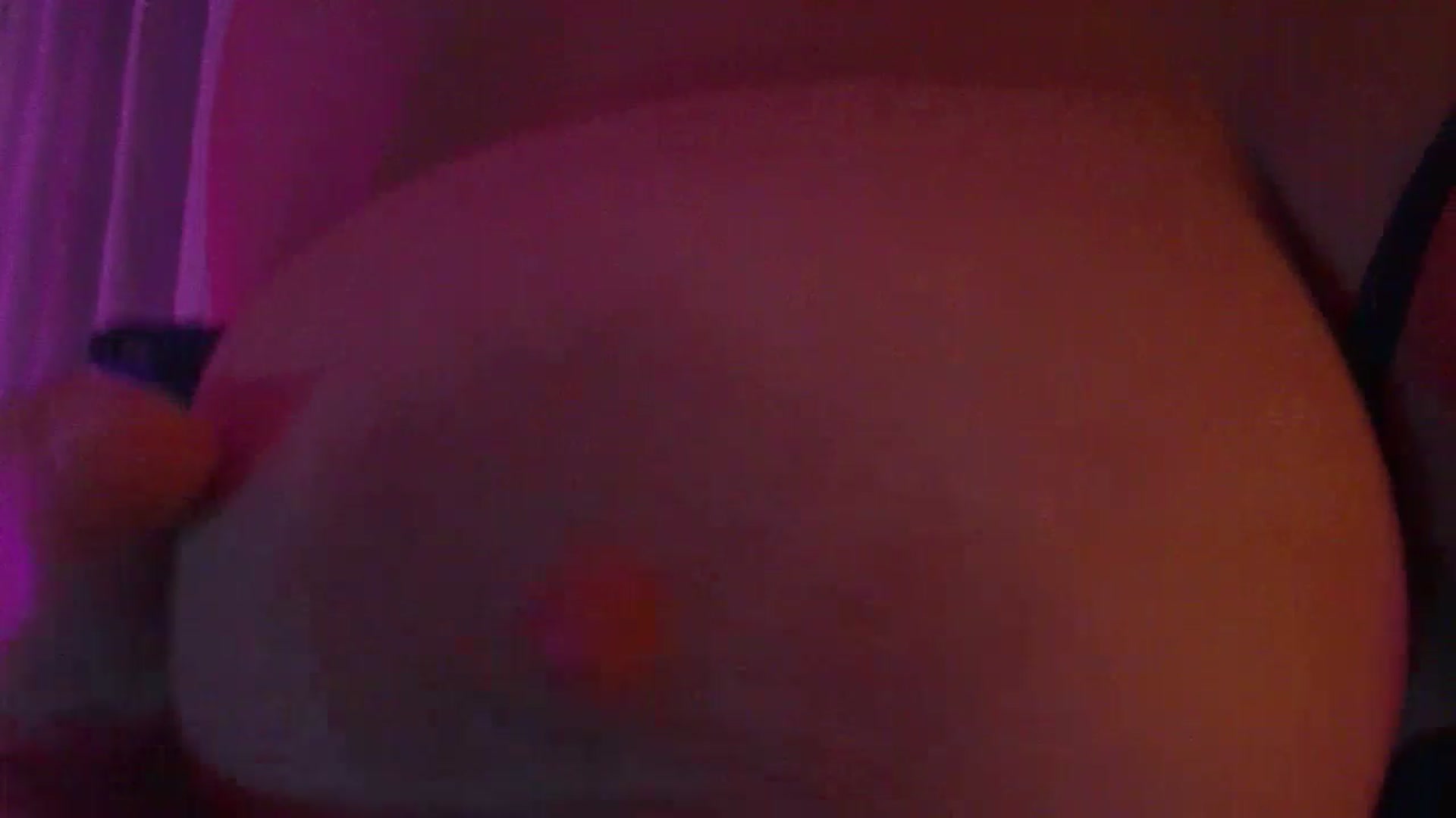 Gallery image thumbnail from No_bo_dy's myfreecams stream on, 09/21/2024, 23:48 image 13 of 20