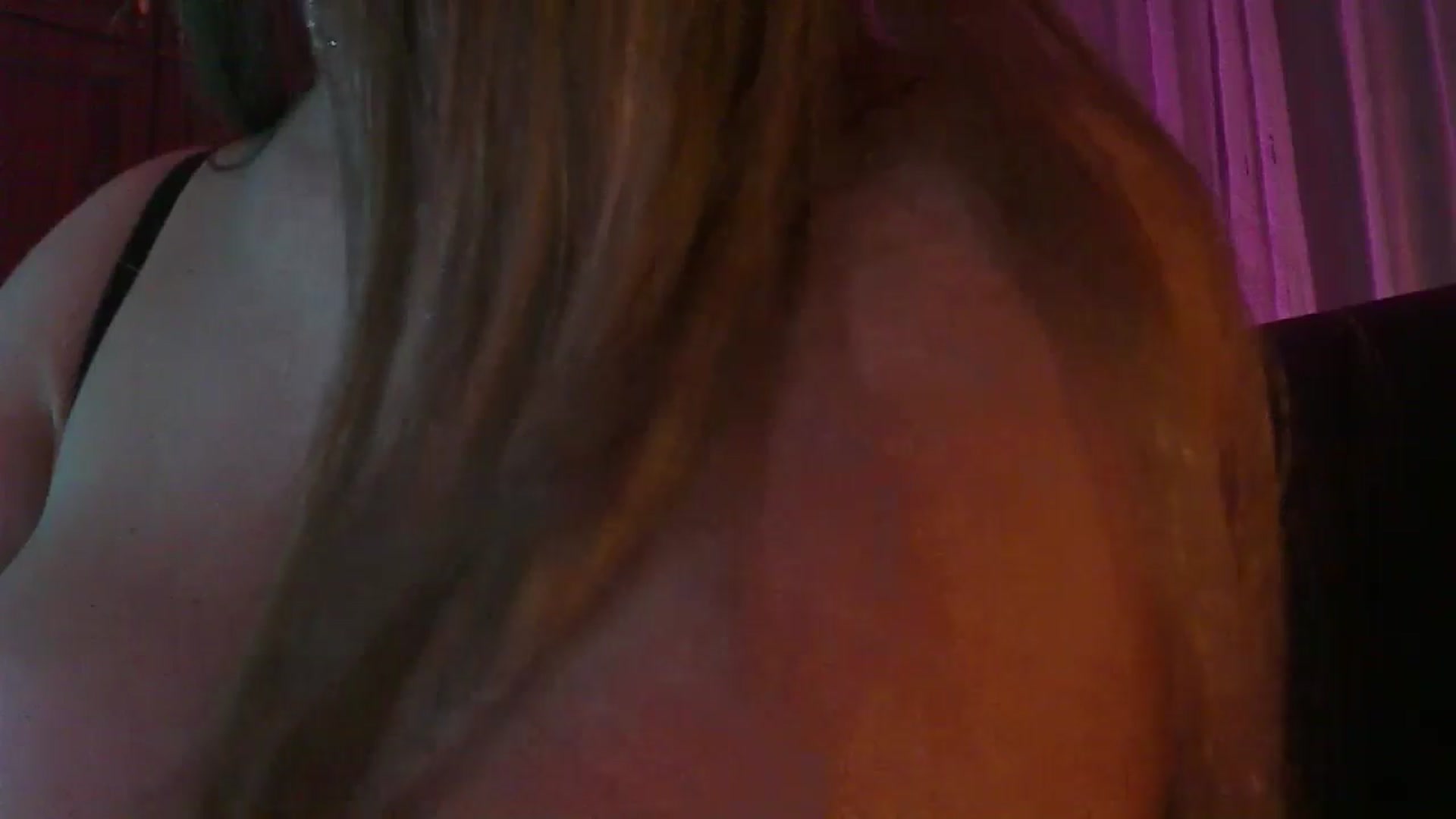 Gallery image thumbnail from No_bo_dy's myfreecams stream on, 11/17/2024, 03:12 image 17 of 20