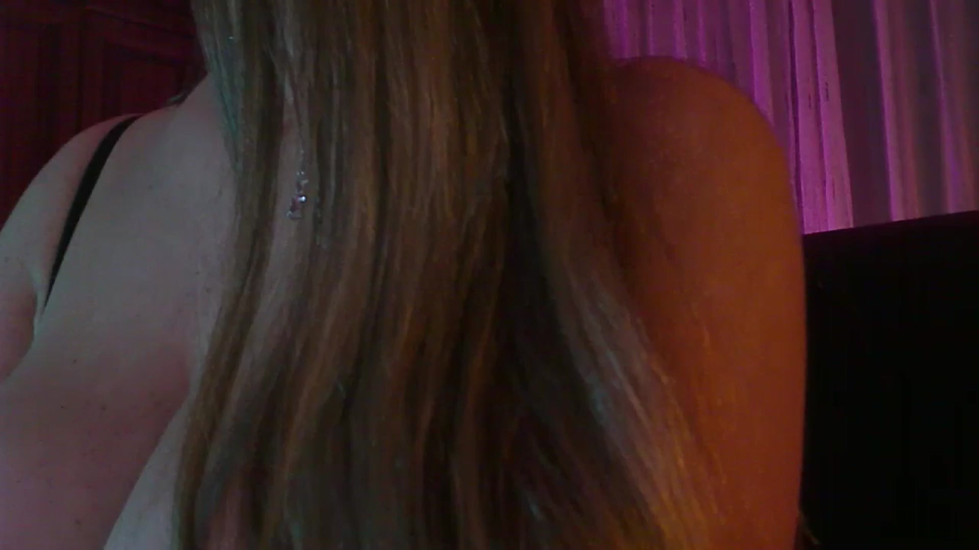 Gallery image thumbnail from No_bo_dy's myfreecams stream on, 11/17/2024, 03:12 image 2 of 20