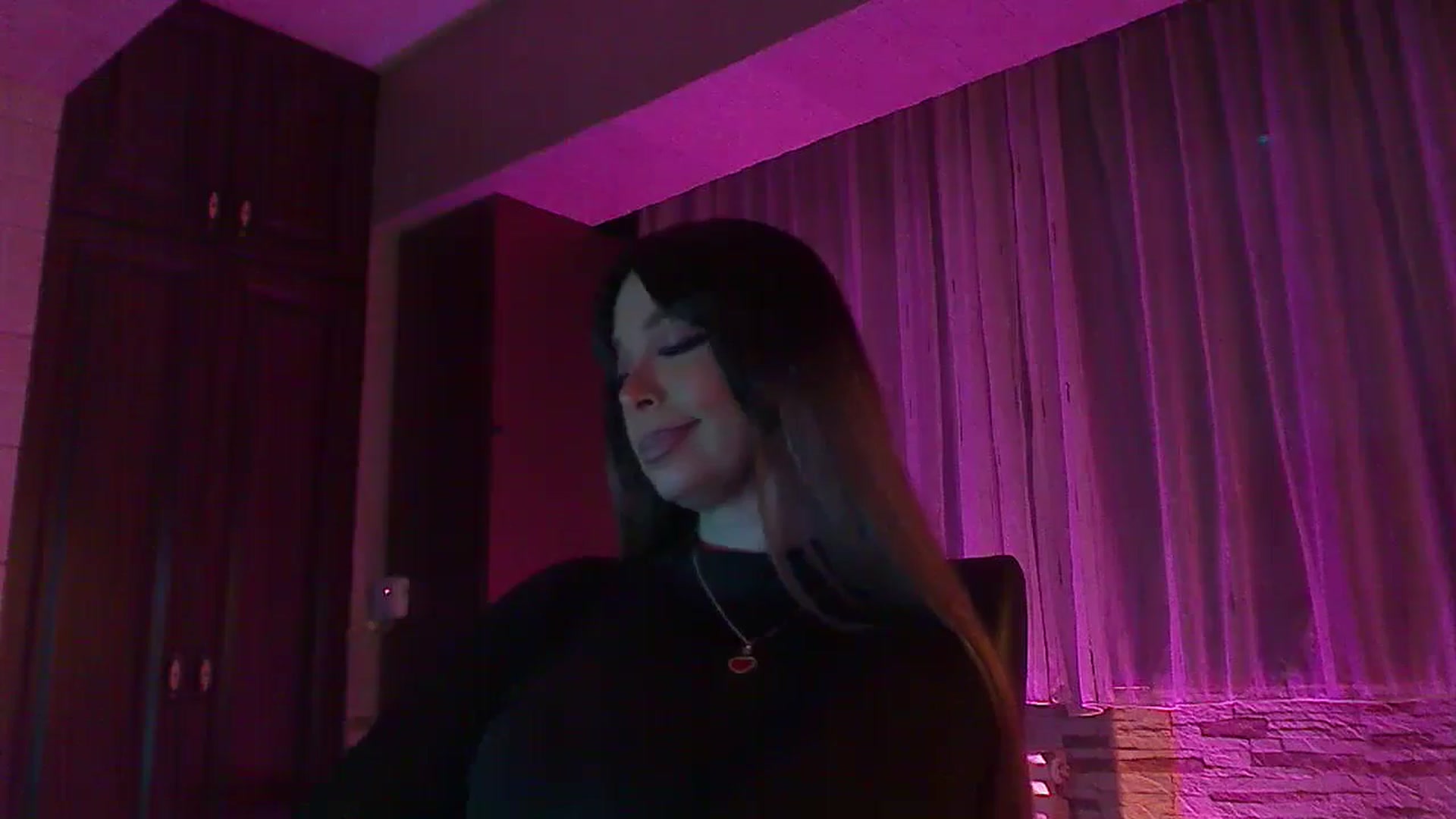 Gallery image thumbnail from No_bo_dy's myfreecams stream on, 12/02/2024, 02:19 image 6 of 20