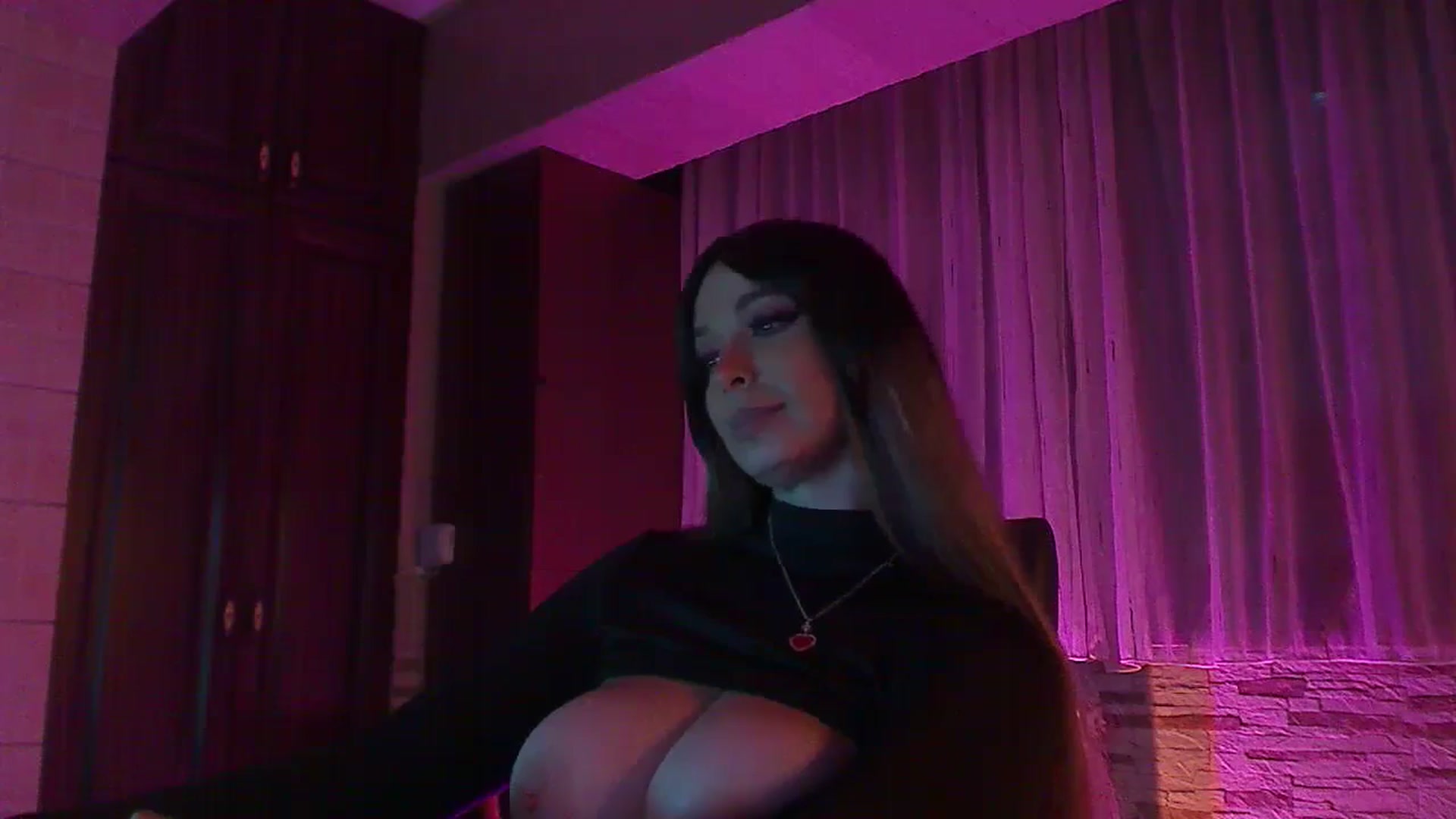 Gallery image thumbnail from No_bo_dy's myfreecams stream on, 12/02/2024, 03:07 image 19 of 20