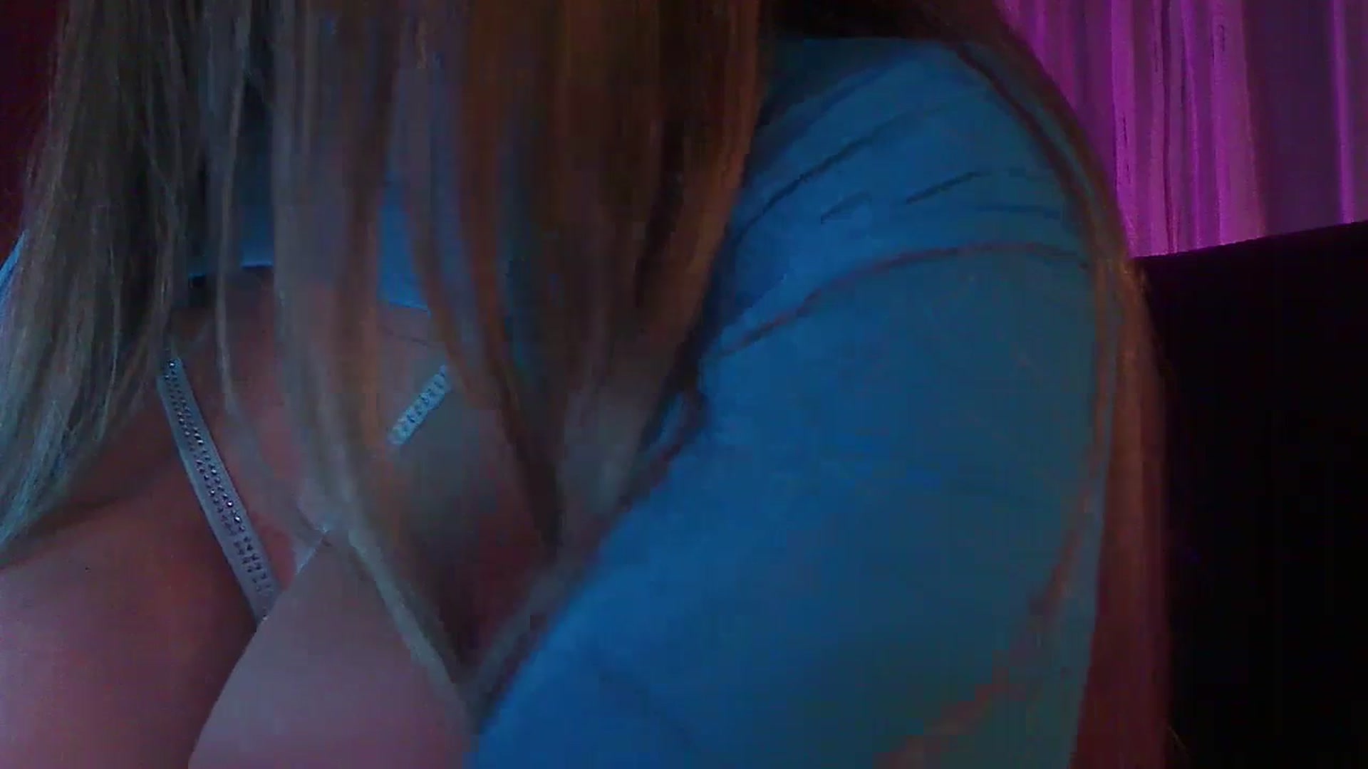 Gallery image thumbnail from No_bo_dy's myfreecams stream on, 12/08/2024, 01:13 image 5 of 20