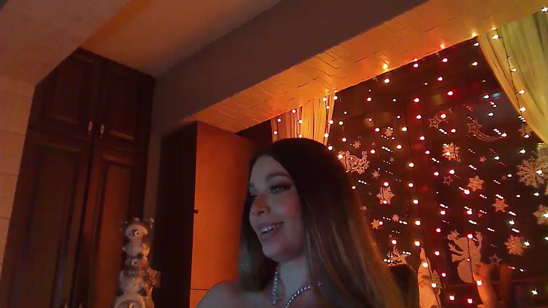 Gallery image thumbnail from No_bo_dy's myfreecams stream on, 01/03/2025, 02:00 image 6 of 20