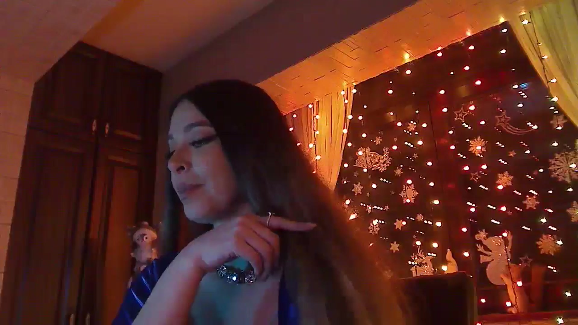 Gallery image thumbnail from No_bo_dy's myfreecams stream on, 01/05/2025, 04:00 image 13 of 20
