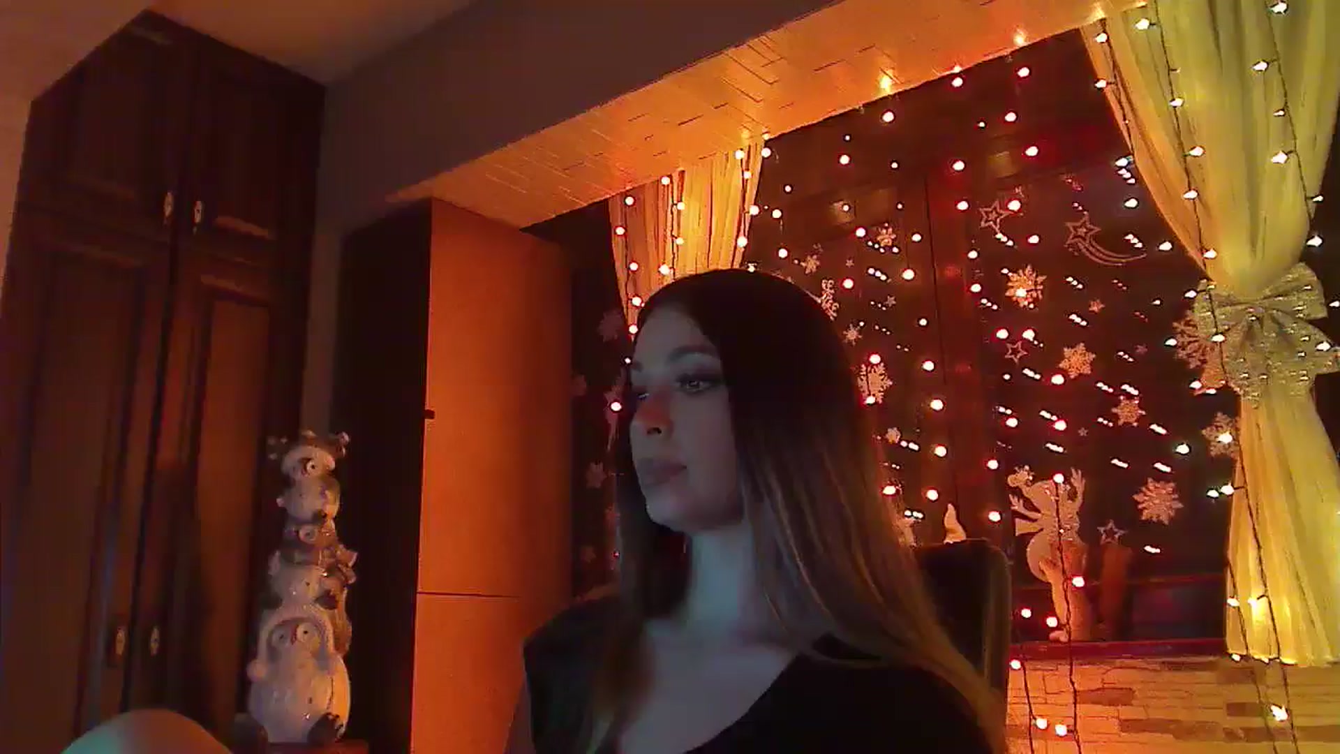 Gallery image thumbnail from No_bo_dy's myfreecams stream on, 01/12/2025, 02:52 image 20 of 20