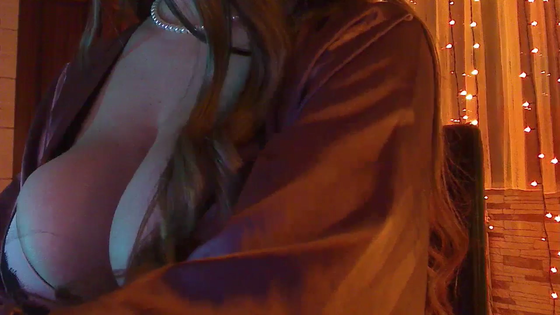 Gallery image thumbnail from No_bo_dy's myfreecams stream on, 01/18/2025, 03:01 image 6 of 20