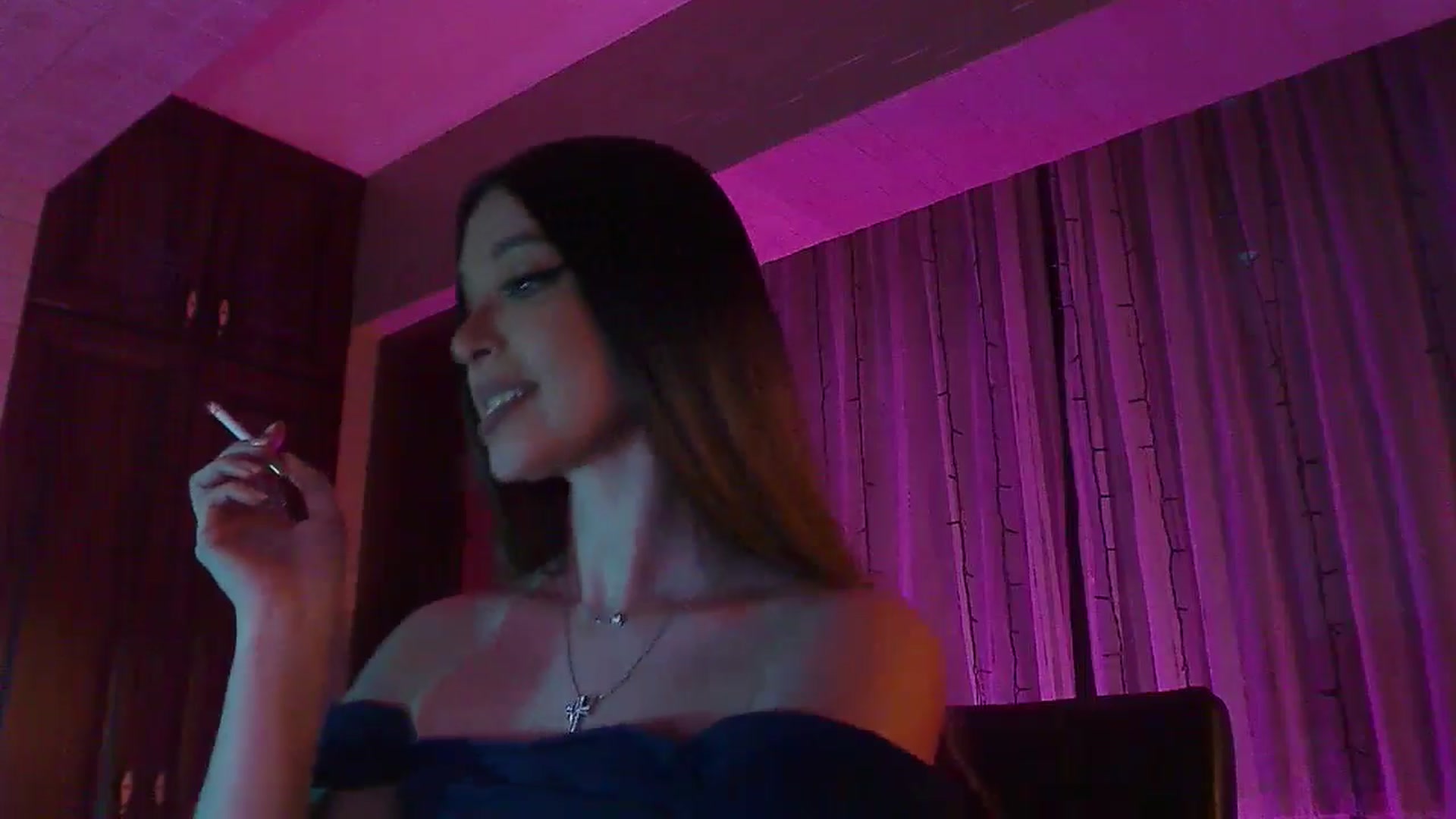 Gallery image thumbnail from No_bo_dy's myfreecams stream on, 01/25/2025, 02:46 image 12 of 20