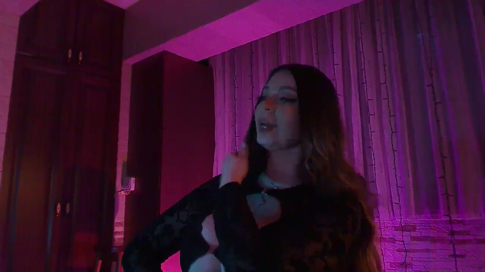 Gallery image thumbnail from No_bo_dy's myfreecams stream on, 02/03/2025, 03:18 image 17 of 20