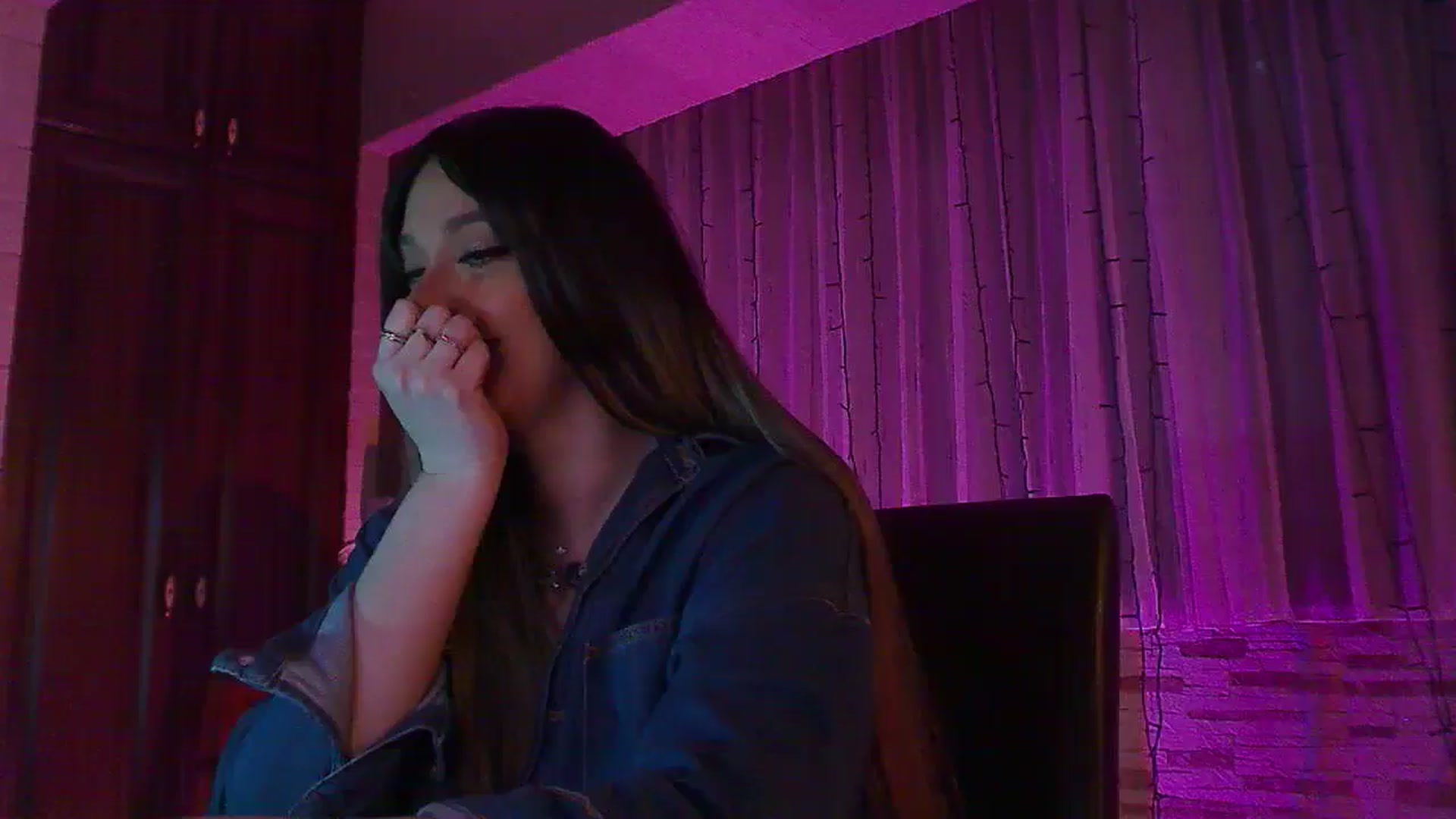 Gallery image thumbnail from No_bo_dy's myfreecams stream on, 02/16/2025, 24:23 image 20 of 20