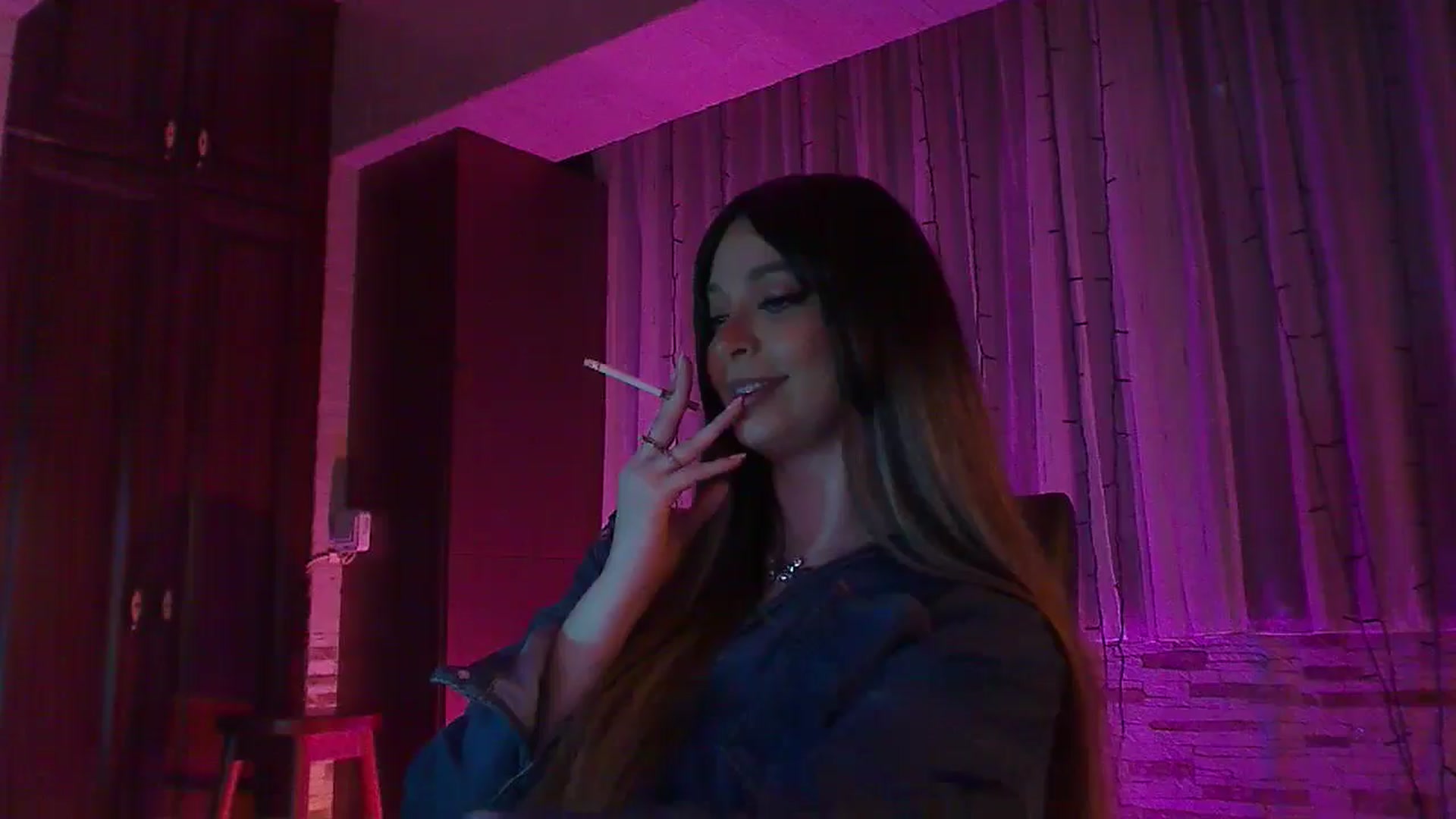 Gallery image thumbnail from No_bo_dy's myfreecams stream on, 02/16/2025, 03:45 image 1 of 20