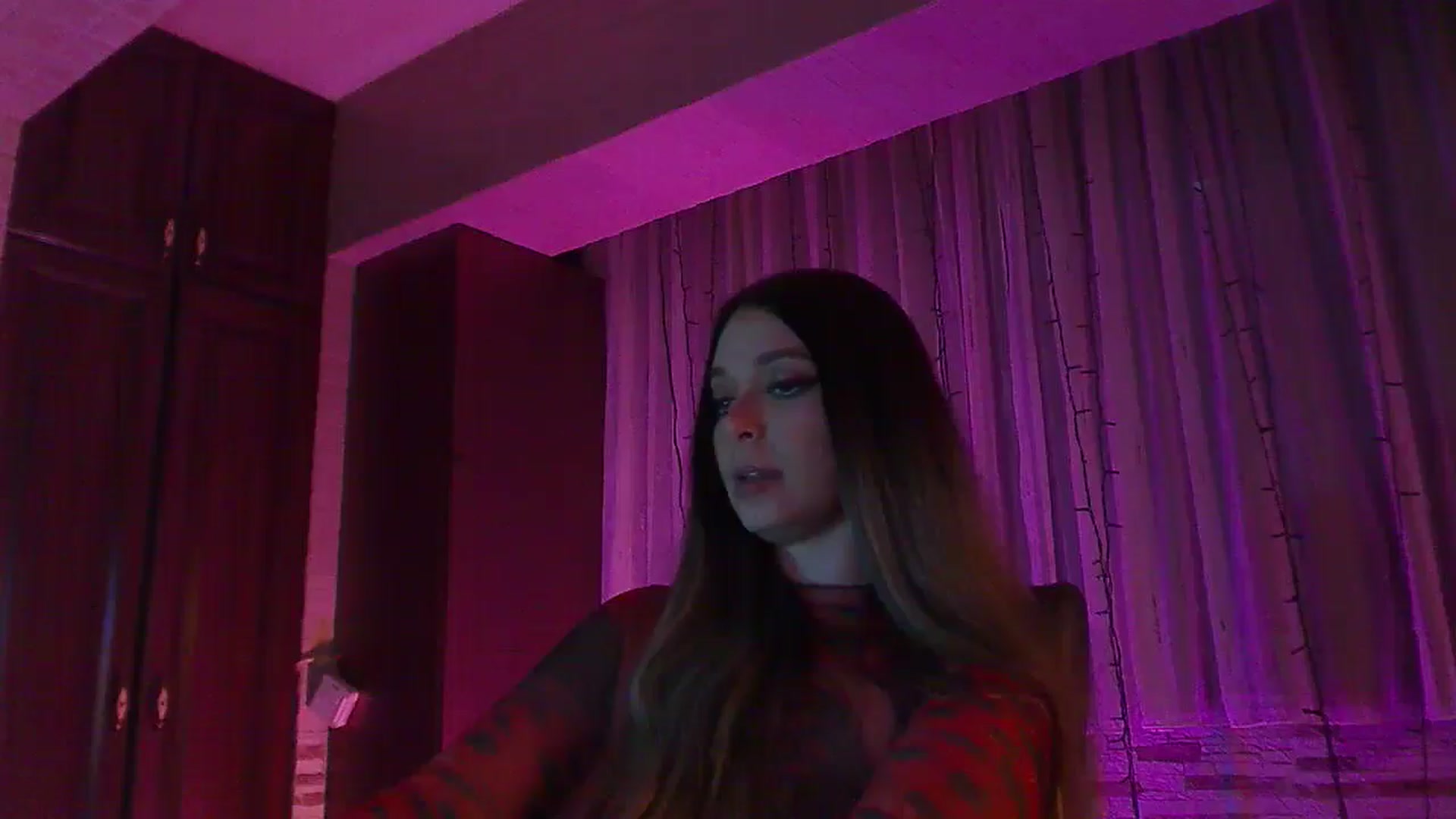 Gallery image thumbnail from No_bo_dy's myfreecams stream on, 02/22/2025, 03:04 image 18 of 20