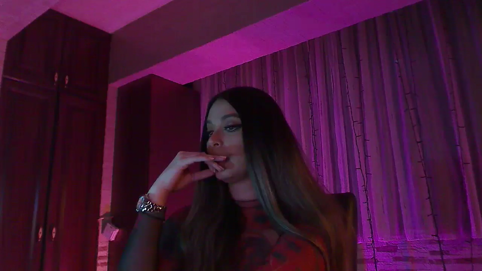 Gallery image thumbnail from No_bo_dy's myfreecams stream on, 02/22/2025, 03:04 image 14 of 20
