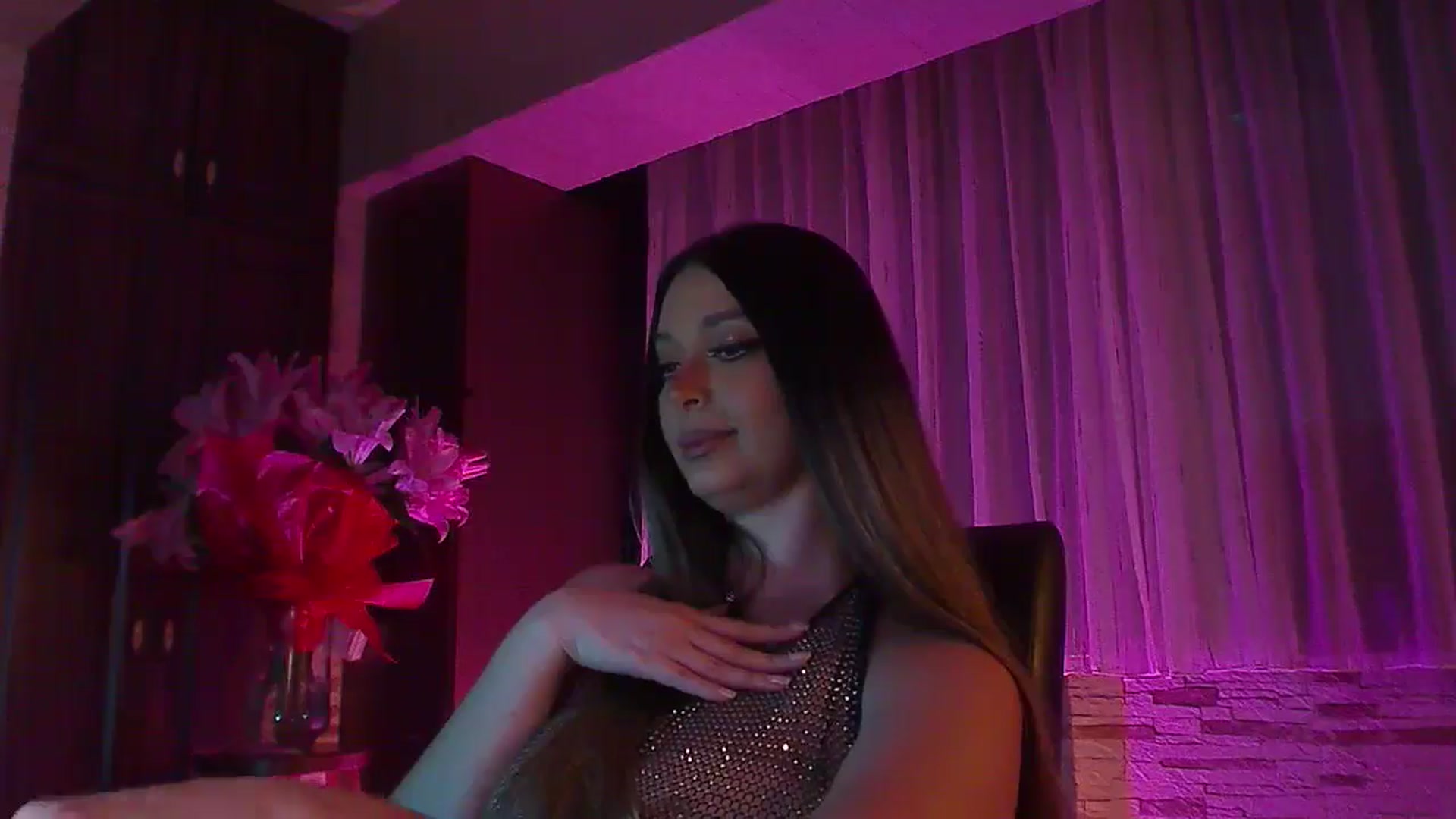 Gallery image thumbnail from No_bo_dy's myfreecams stream on, 03/03/2025, 24:28 image 17 of 20