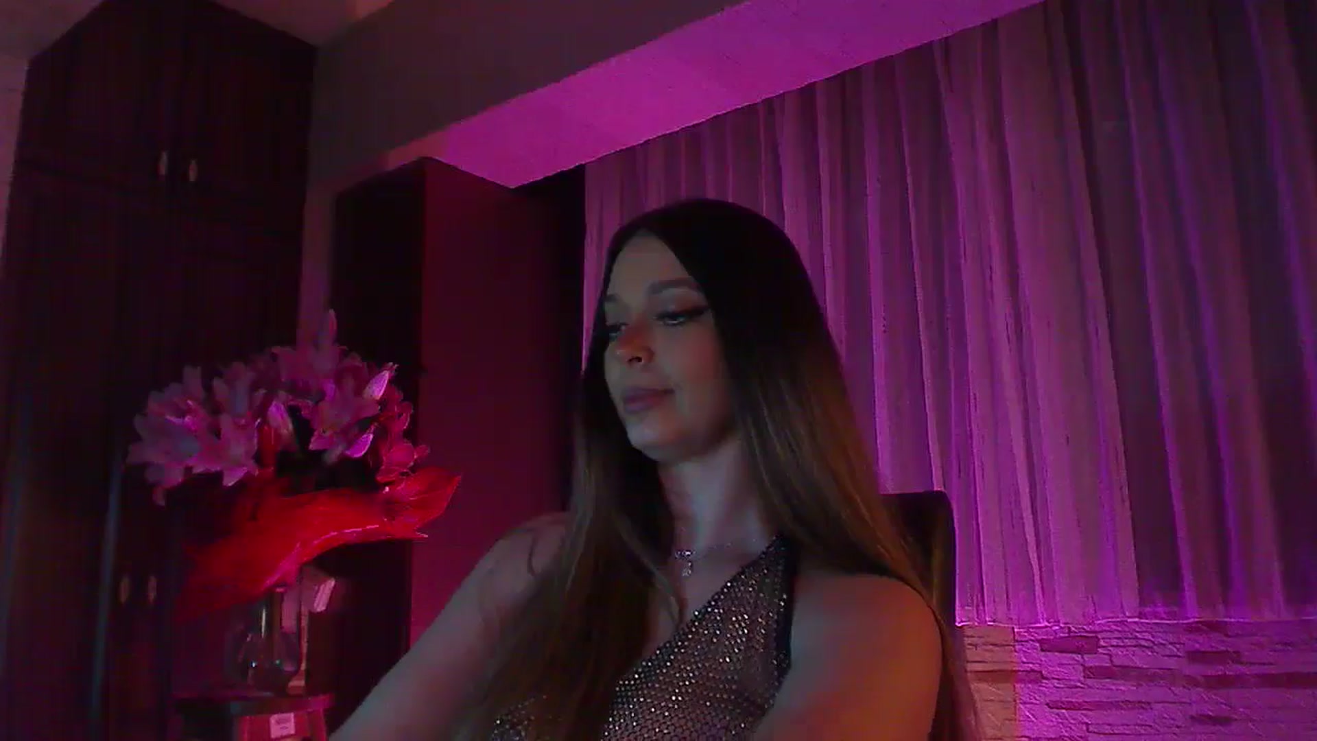 Gallery image thumbnail from No_bo_dy's myfreecams stream on, 03/03/2025, 03:19 image 6 of 20