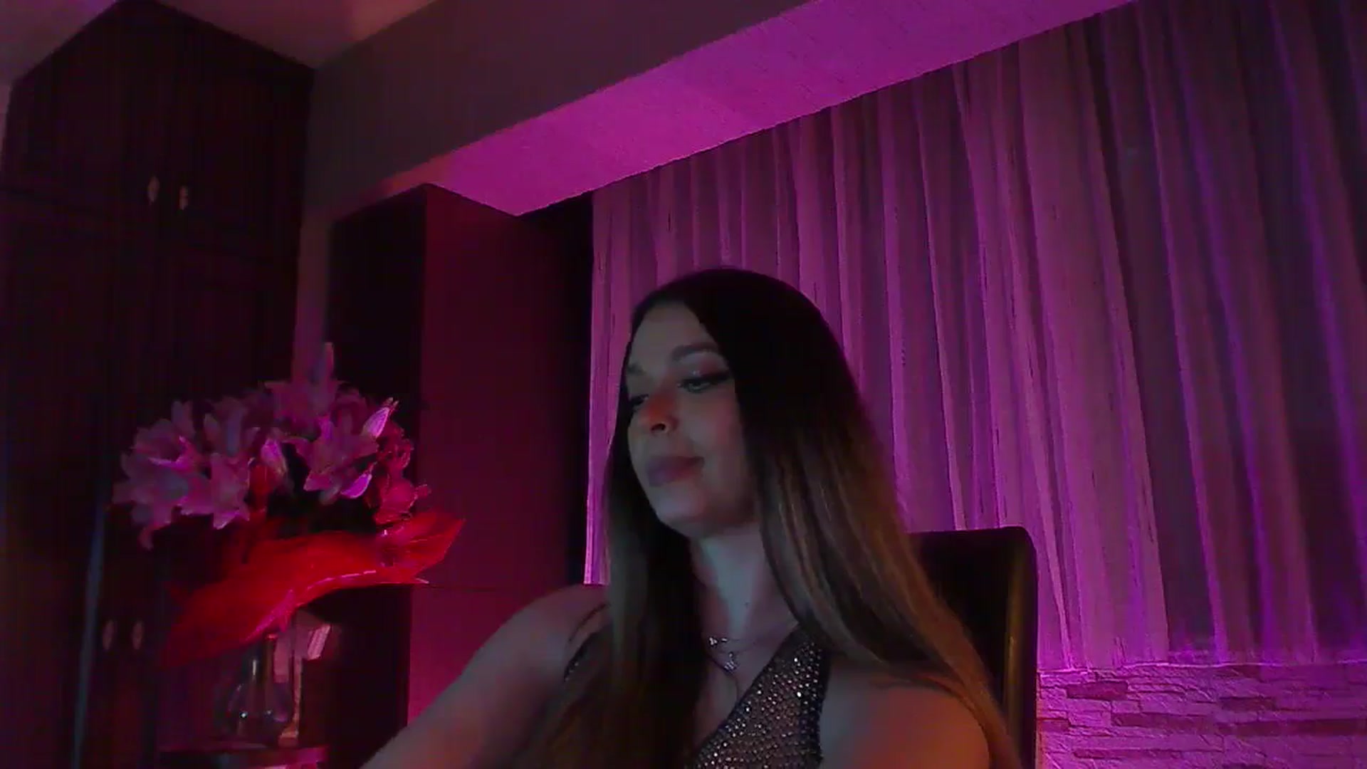 Gallery image thumbnail from No_bo_dy's myfreecams stream on, 03/03/2025, 04:26 image 7 of 20