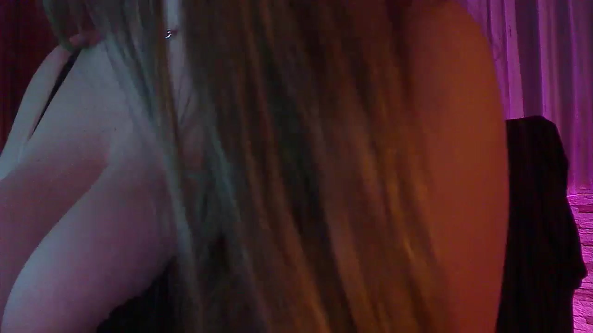 Gallery image thumbnail from No_bo_dy's myfreecams stream on, 03/17/2025, 24:01 image 11 of 20