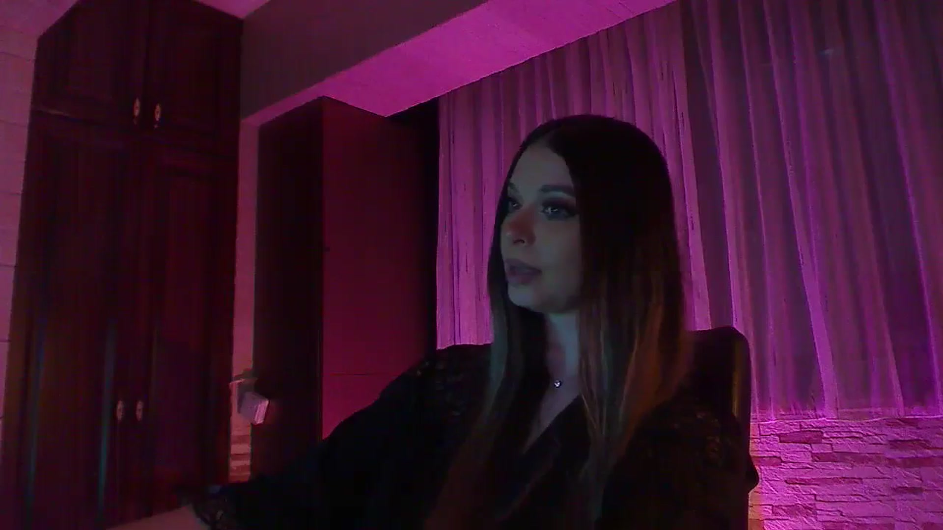 Gallery image thumbnail from No_bo_dy's myfreecams stream on, 03/17/2025, 03:35 image 13 of 20