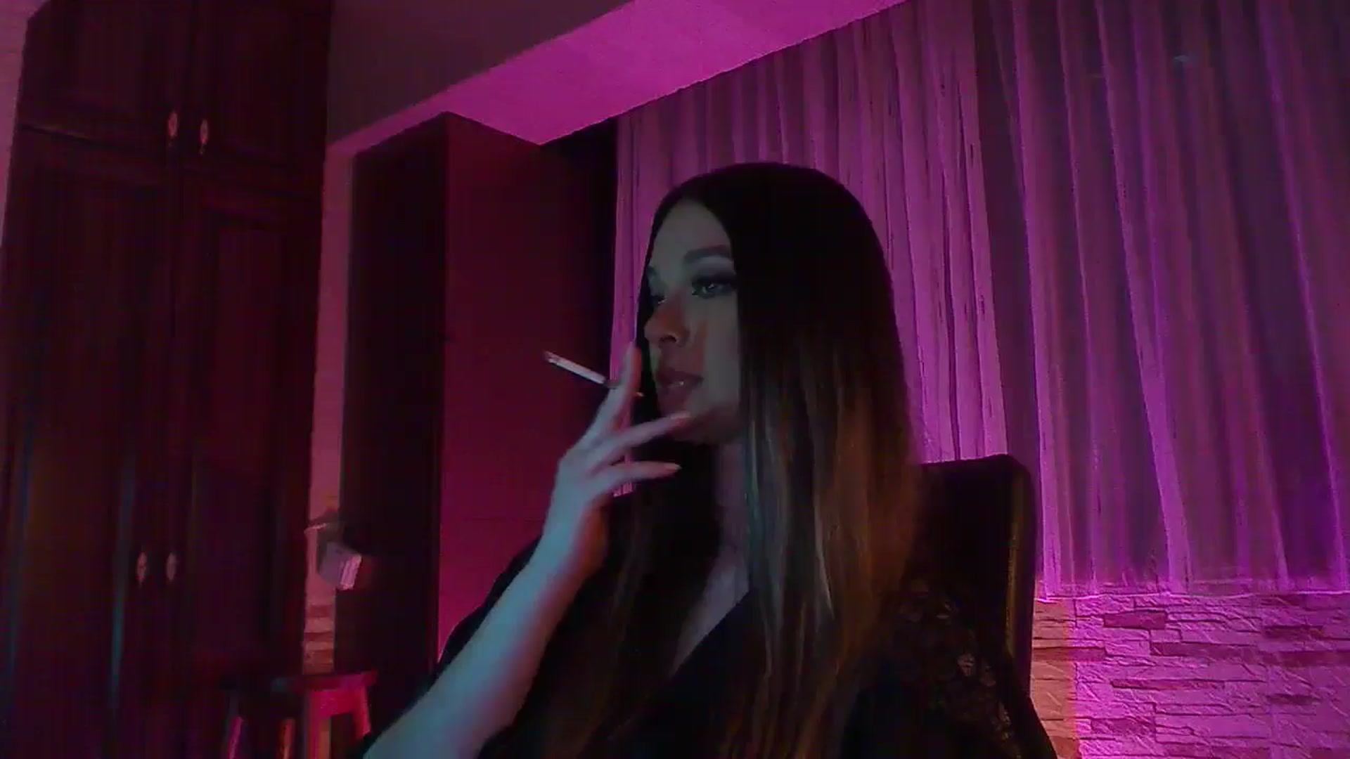 Gallery image thumbnail from No_bo_dy's myfreecams stream on, 03/17/2025, 03:35 image 2 of 20