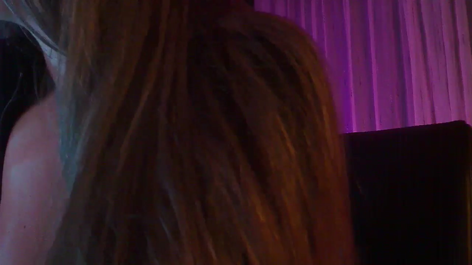 Gallery image thumbnail from No_bo_dy's myfreecams stream on, 03/22/2025, 01:36 image 18 of 20