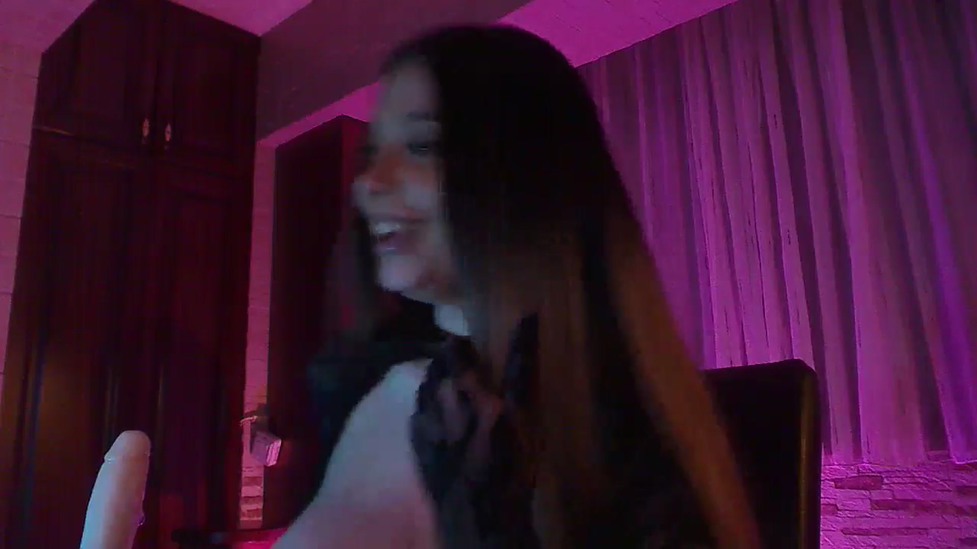 Gallery image thumbnail from No_bo_dy's myfreecams stream on, 03/23/2025, 03:56 image 8 of 20