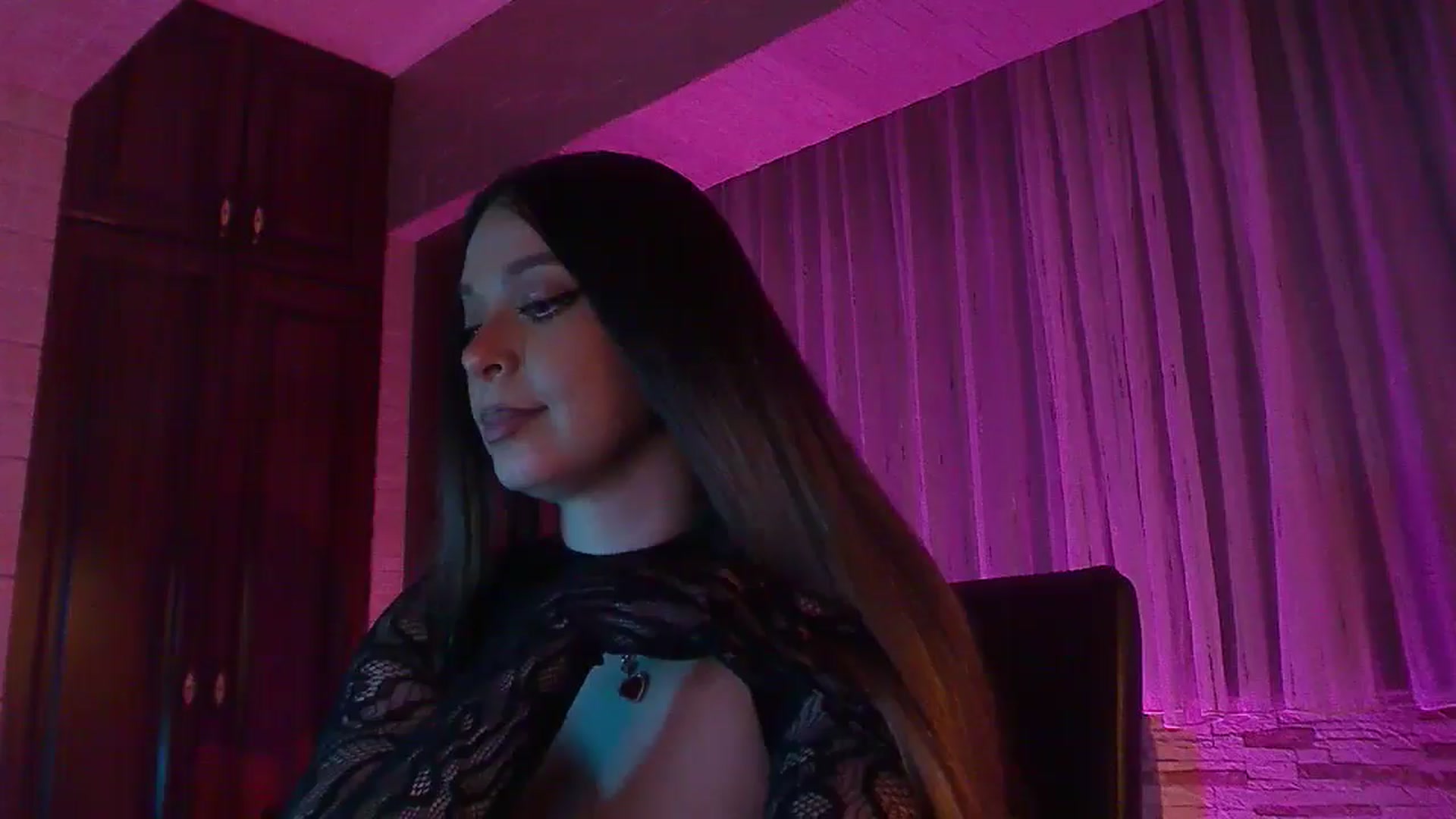 Gallery image thumbnail from No_bo_dy's myfreecams stream on, 03/23/2025, 03:56 image 16 of 20