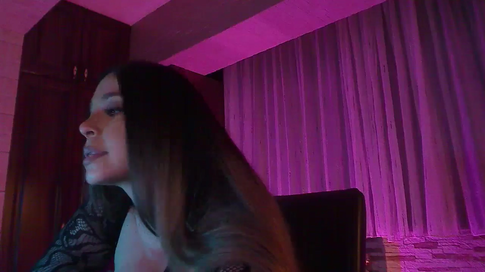 Gallery image thumbnail from No_bo_dy's myfreecams stream on, 03/23/2025, 04:15 image 7 of 20