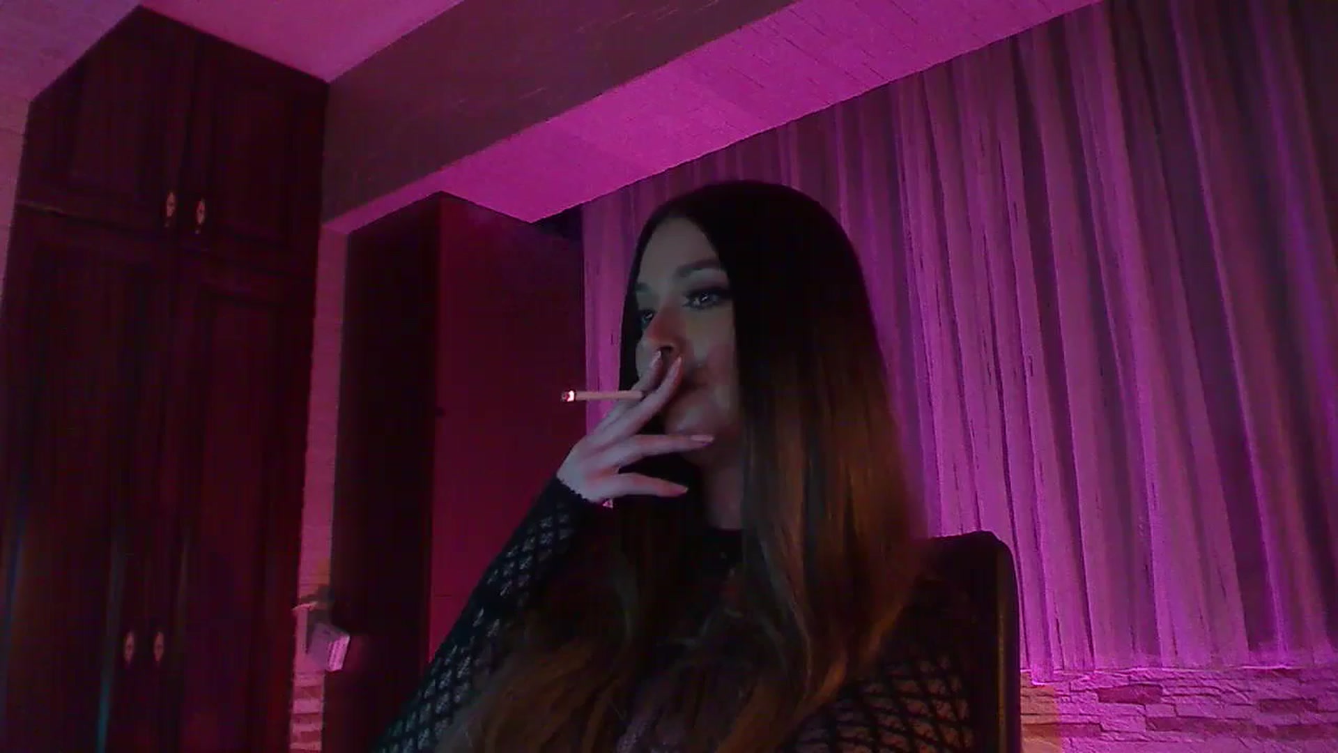 Gallery image thumbnail from No_bo_dy's myfreecams stream on, 03/23/2025, 20:52 image 1 of 20