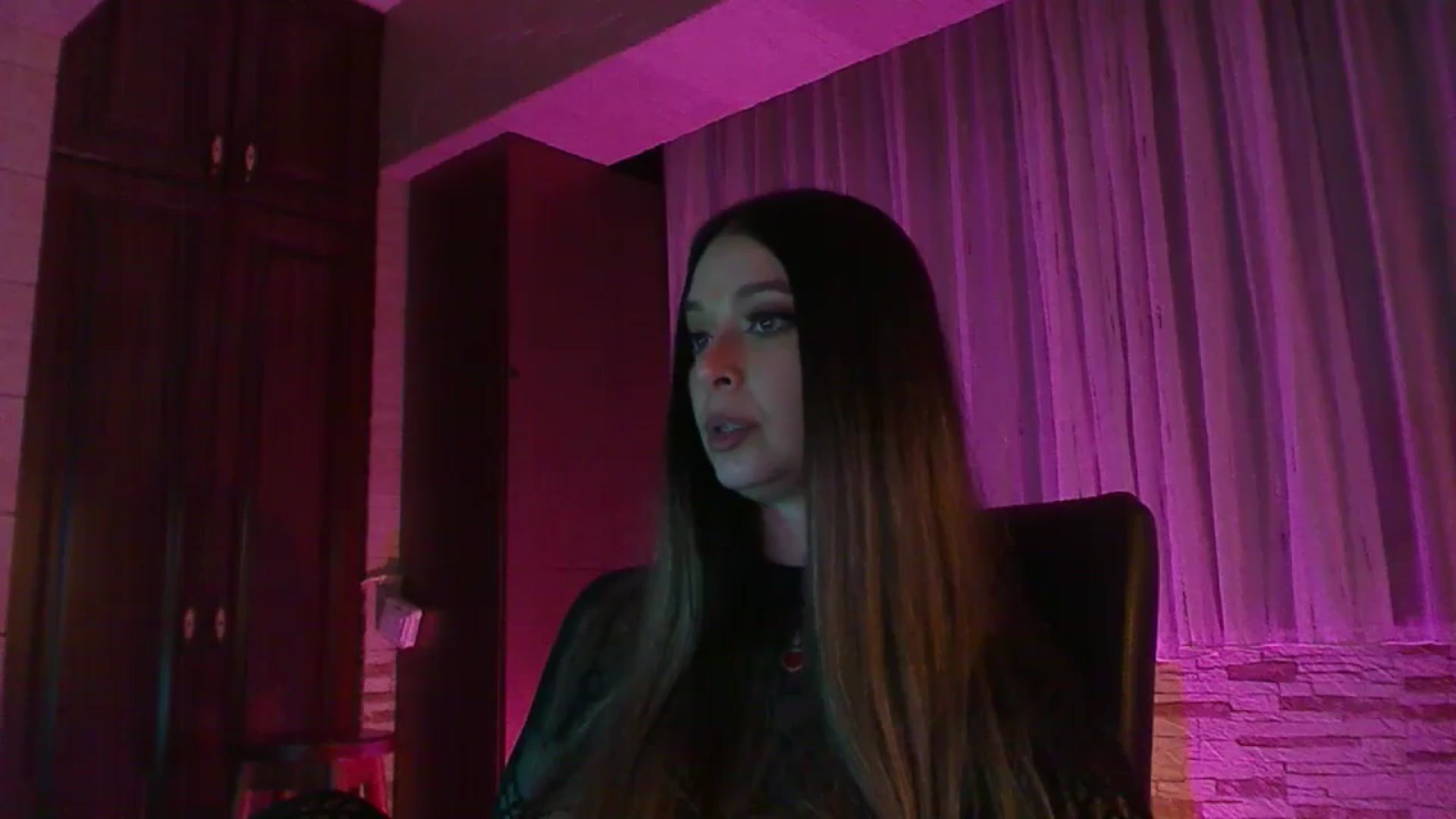 Gallery image thumbnail from No_bo_dy's myfreecams stream on, 03/23/2025, 20:52 image 19 of 20