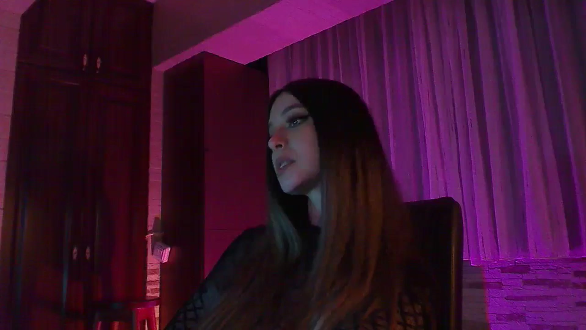 Gallery image thumbnail from No_bo_dy's myfreecams stream on, 03/24/2025, 24:01 image 2 of 20