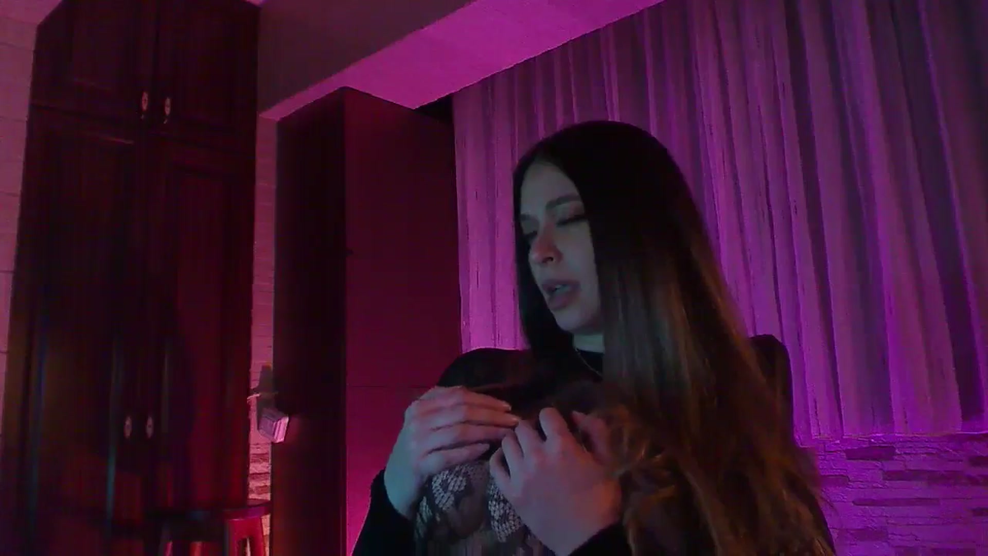 Gallery image thumbnail from No_bo_dy's myfreecams stream on, 03/24/2025, 24:01 image 11 of 20