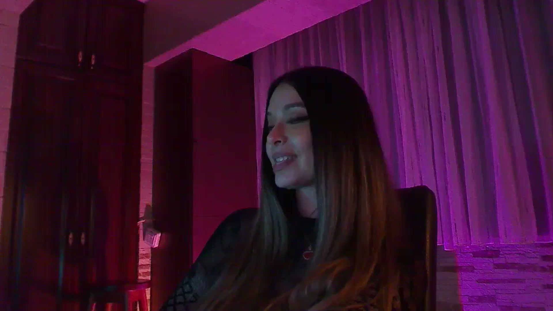 Gallery image thumbnail from No_bo_dy's myfreecams stream on, 03/24/2025, 24:01 image 3 of 20