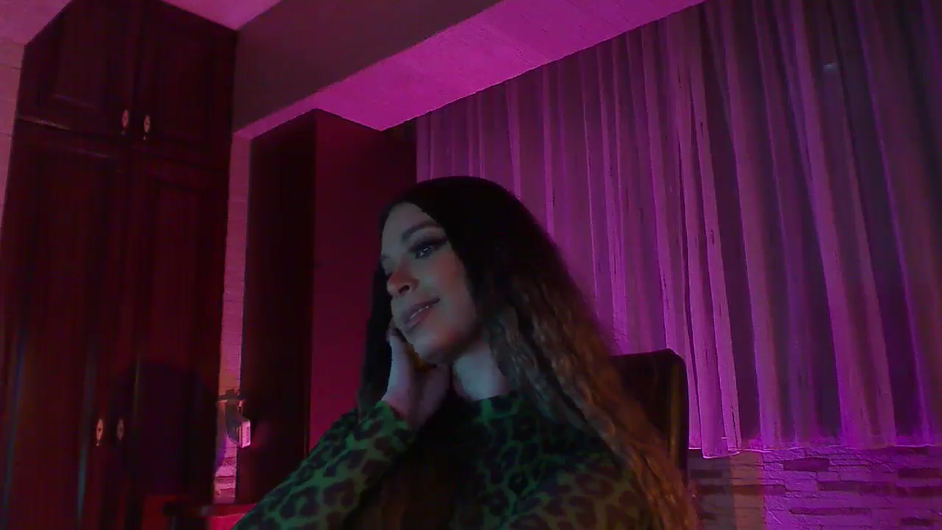 Gallery image thumbnail from No_bo_dy's myfreecams stream on, 03/29/2025, 05:05 image 3 of 20