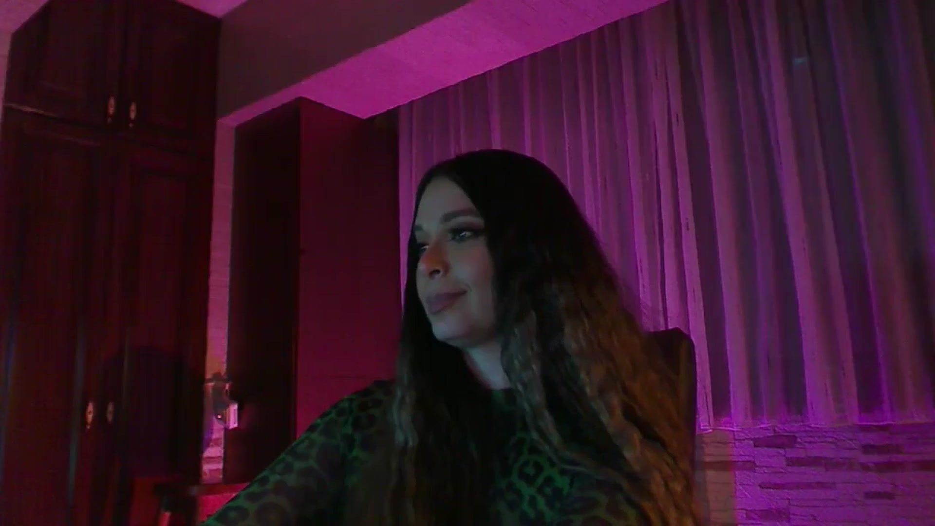 Gallery image thumbnail from No_bo_dy's myfreecams stream on, 03/29/2025, 05:05 image 16 of 20