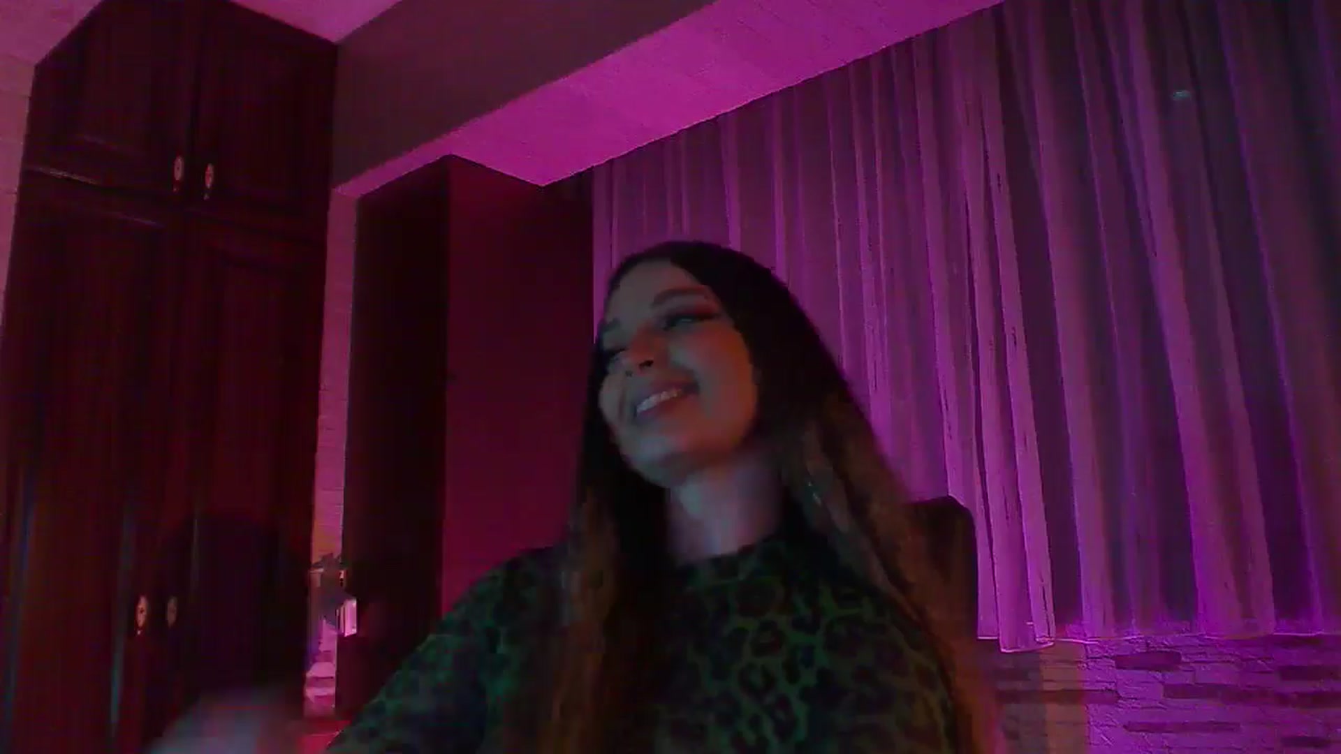 Gallery image thumbnail from No_bo_dy's myfreecams stream on, 03/29/2025, 05:05 image 4 of 20