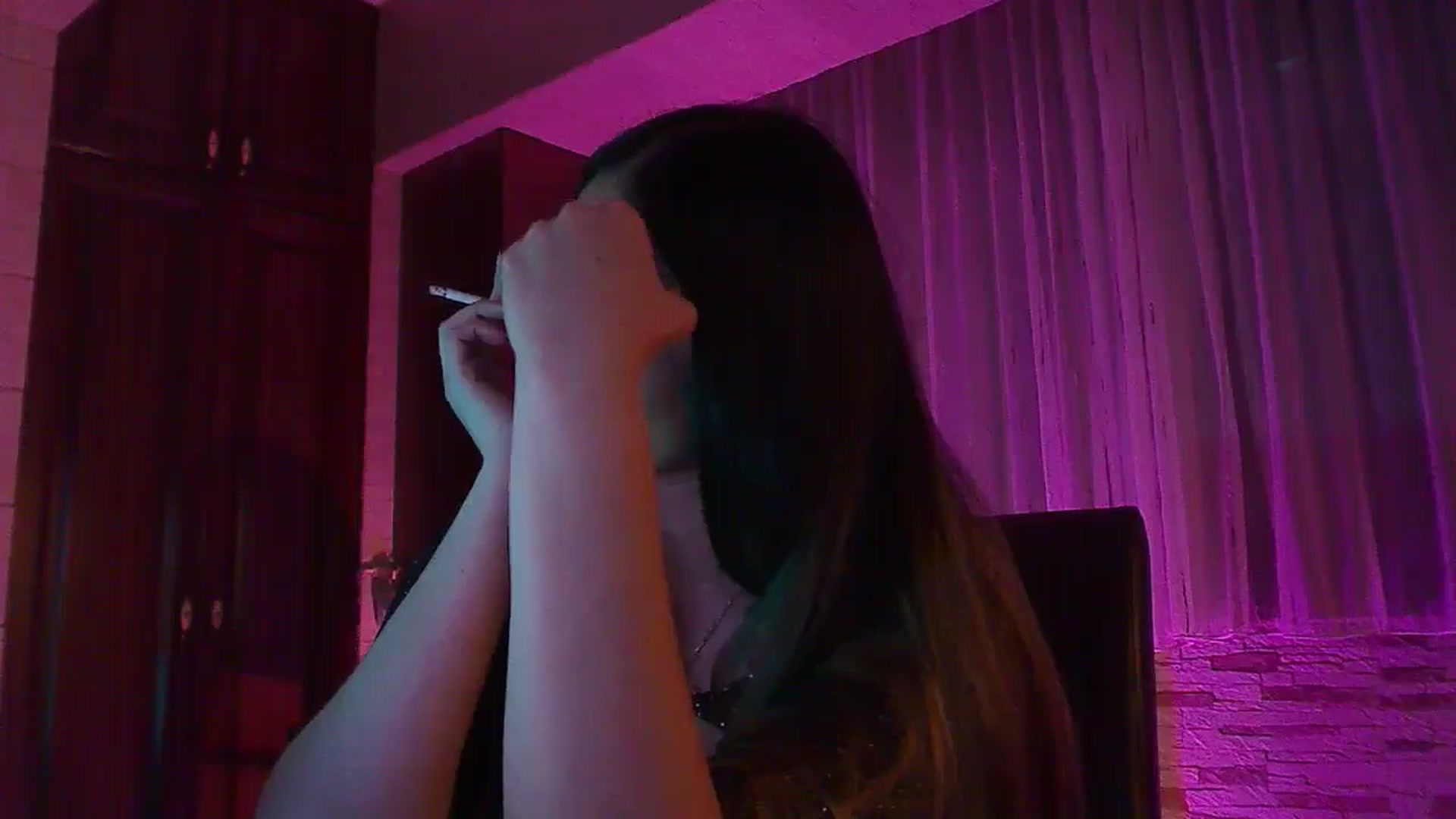 Gallery image thumbnail from No_bo_dy's myfreecams stream on, 04/05/2025, 23:32 image 13 of 20