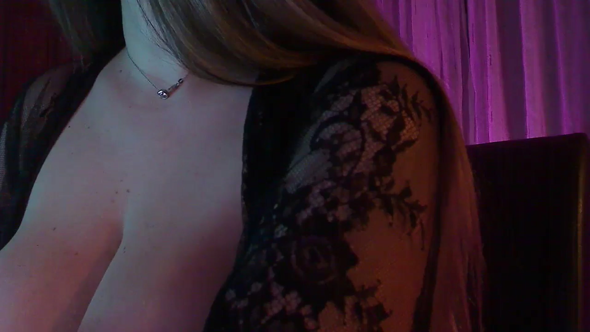 Gallery image thumbnail from No_bo_dy's myfreecams stream on, 04/19/2025, 04:05 image 19 of 20