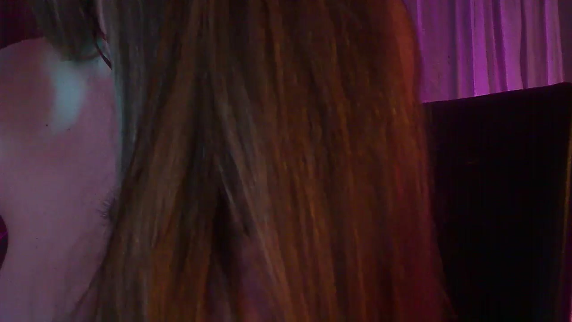 Gallery image thumbnail from No_bo_dy's myfreecams stream on, 04/26/2025, 02:00 image 19 of 20