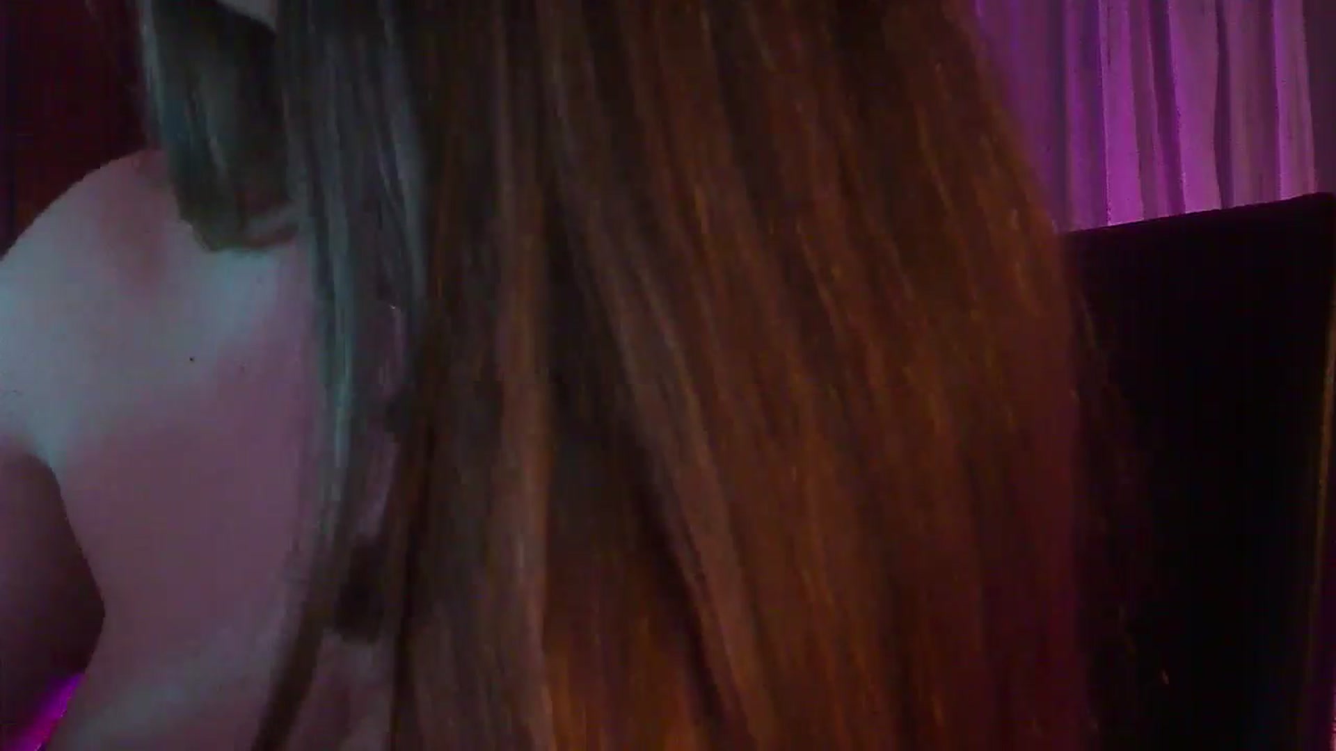 Gallery image thumbnail from No_bo_dy's myfreecams stream on, 04/26/2025, 02:00 image 20 of 20