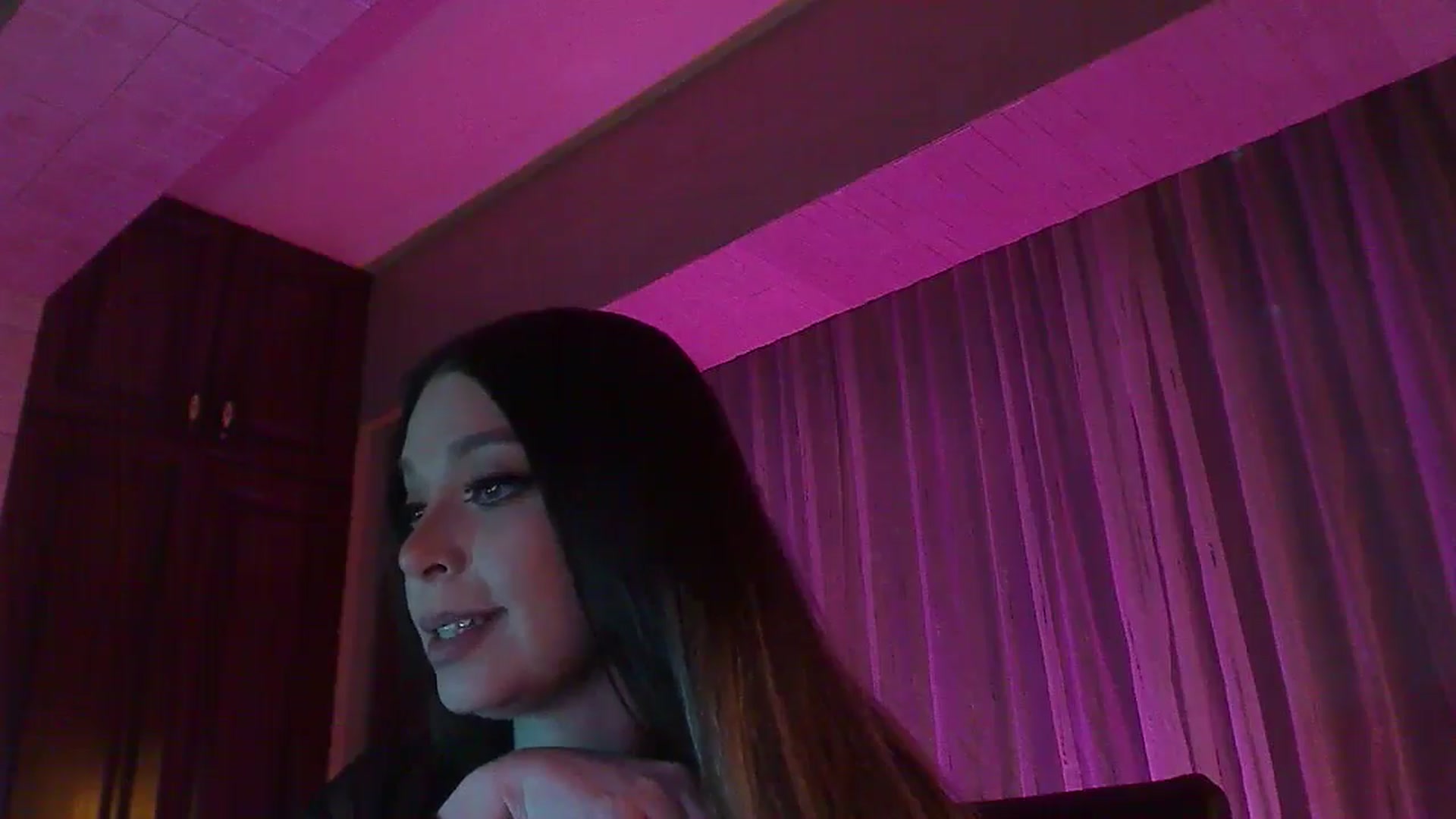Gallery image thumbnail from No_bo_dy's myfreecams stream on, 04/27/2025, 04:25 image 7 of 20