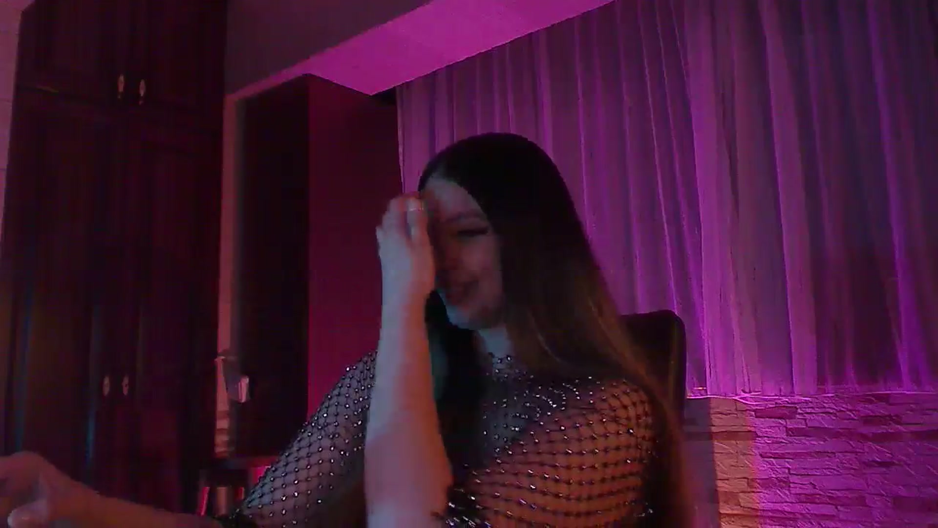 Gallery image thumbnail from No_bo_dy's myfreecams stream on, 04/28/2025, 01:36 image 14 of 20