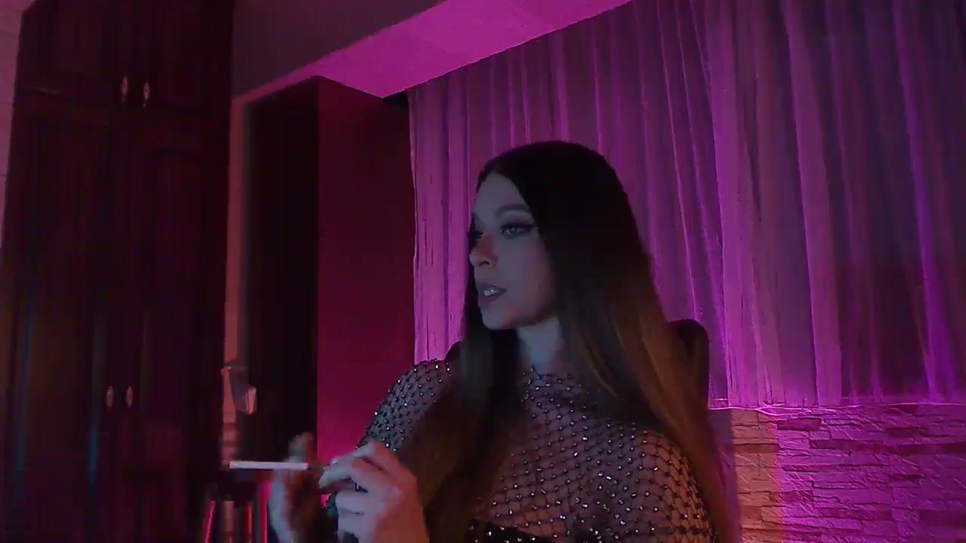 Gallery image thumbnail from No_bo_dy's myfreecams stream on, 04/28/2025, 02:06 image 15 of 20